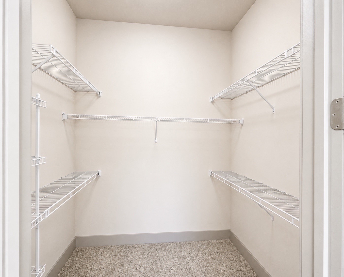 3660 Richmond Avenue 410 Property Photo 4