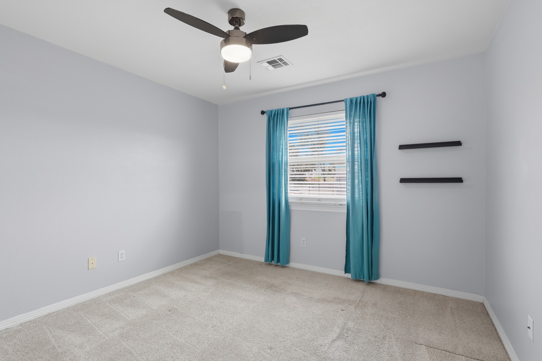 9419 Stonehouse Lane Property Photo 8