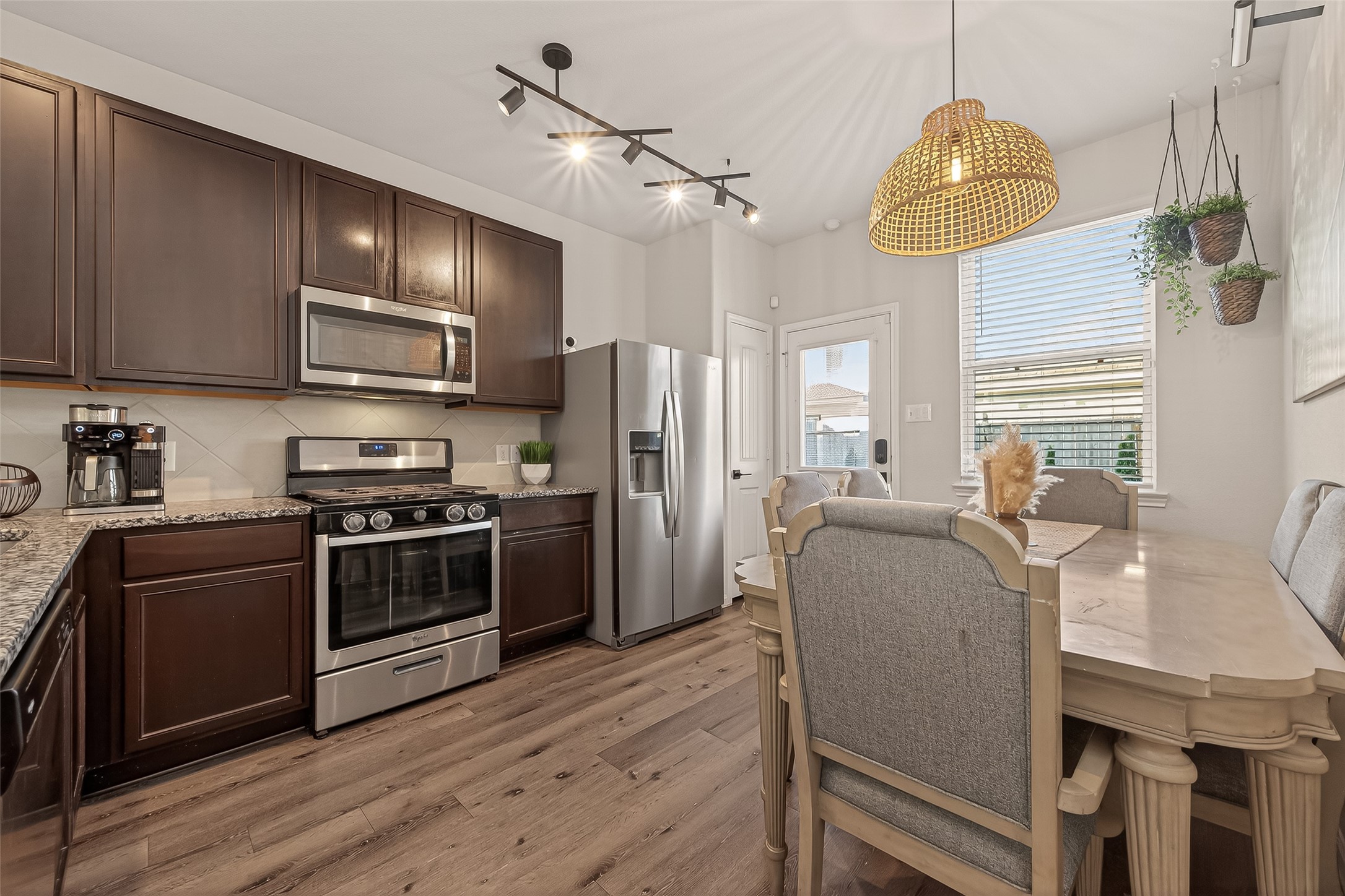 23639 Buttress Root Drive Property Photo 8