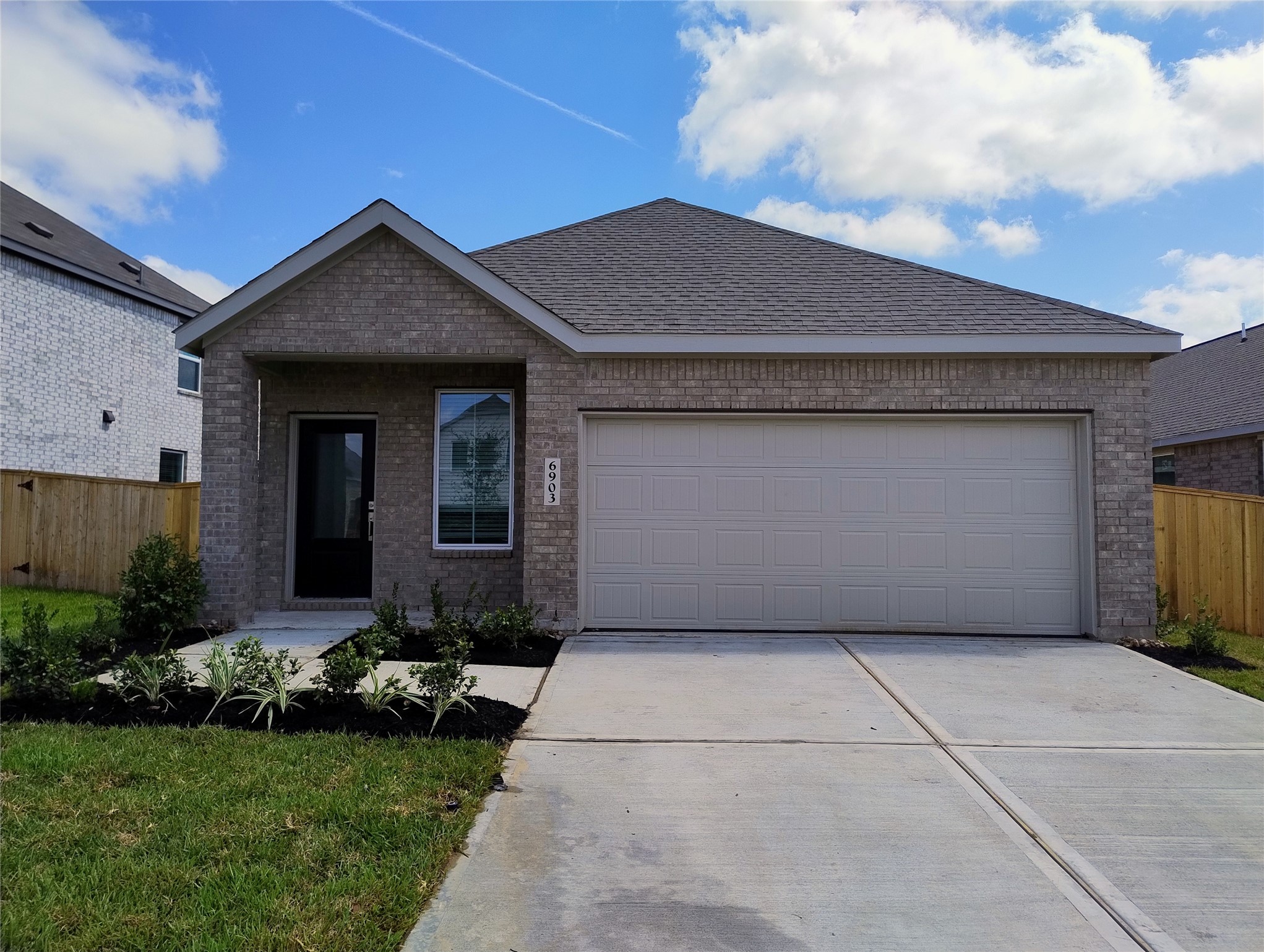 6903 Papillon Lane Property Photo 1