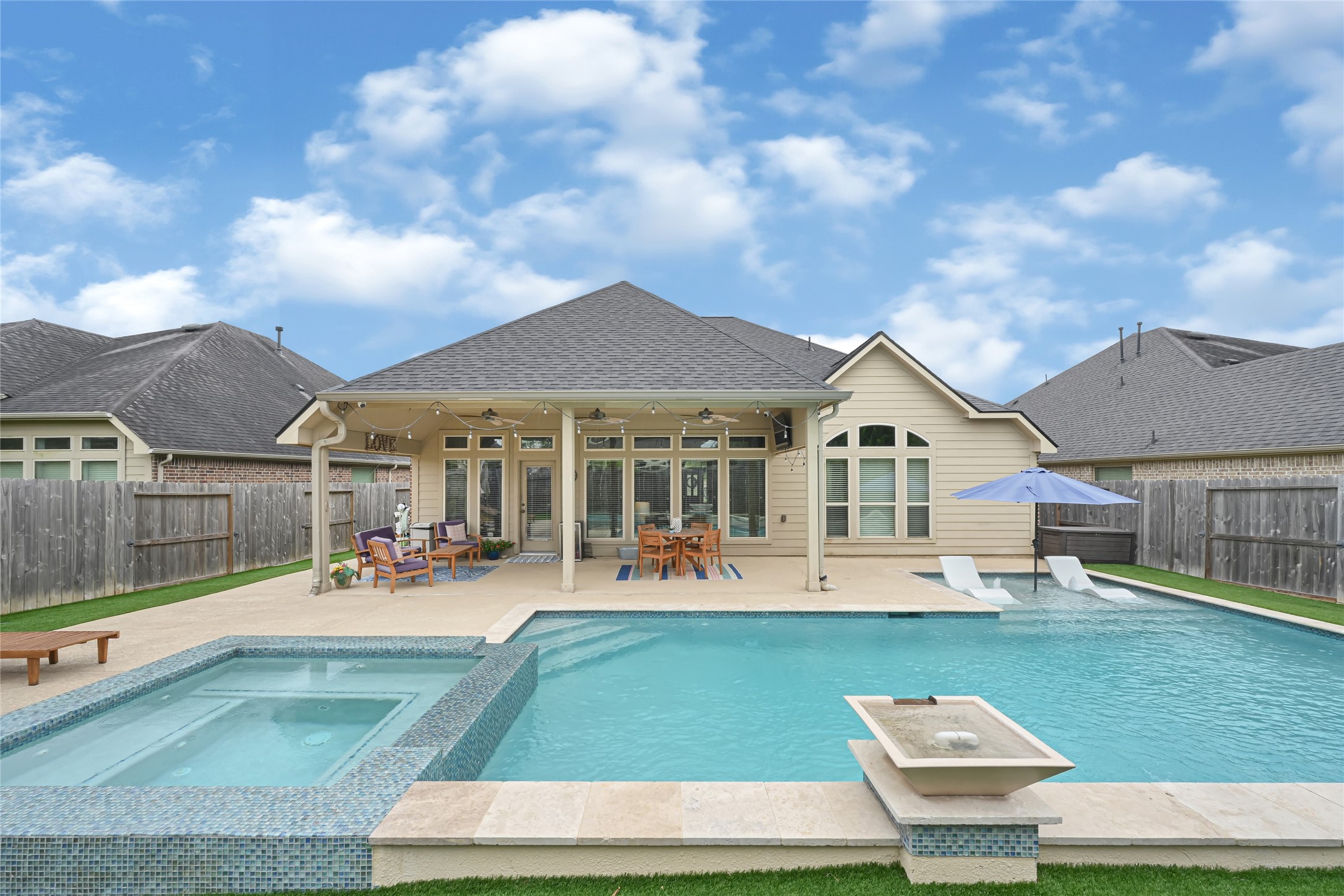 13214 Barkley Bend Lane Property Photo 1