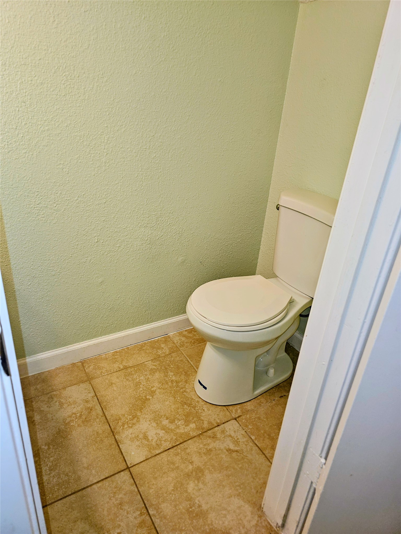2425 Miramar Court 2425 Property Photo 7