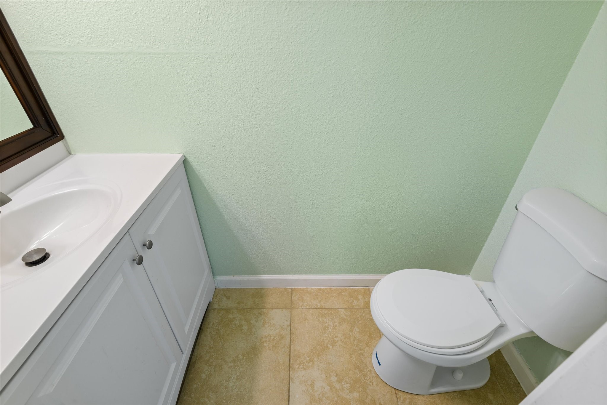 2425 Miramar Court 2425 Property Photo 12