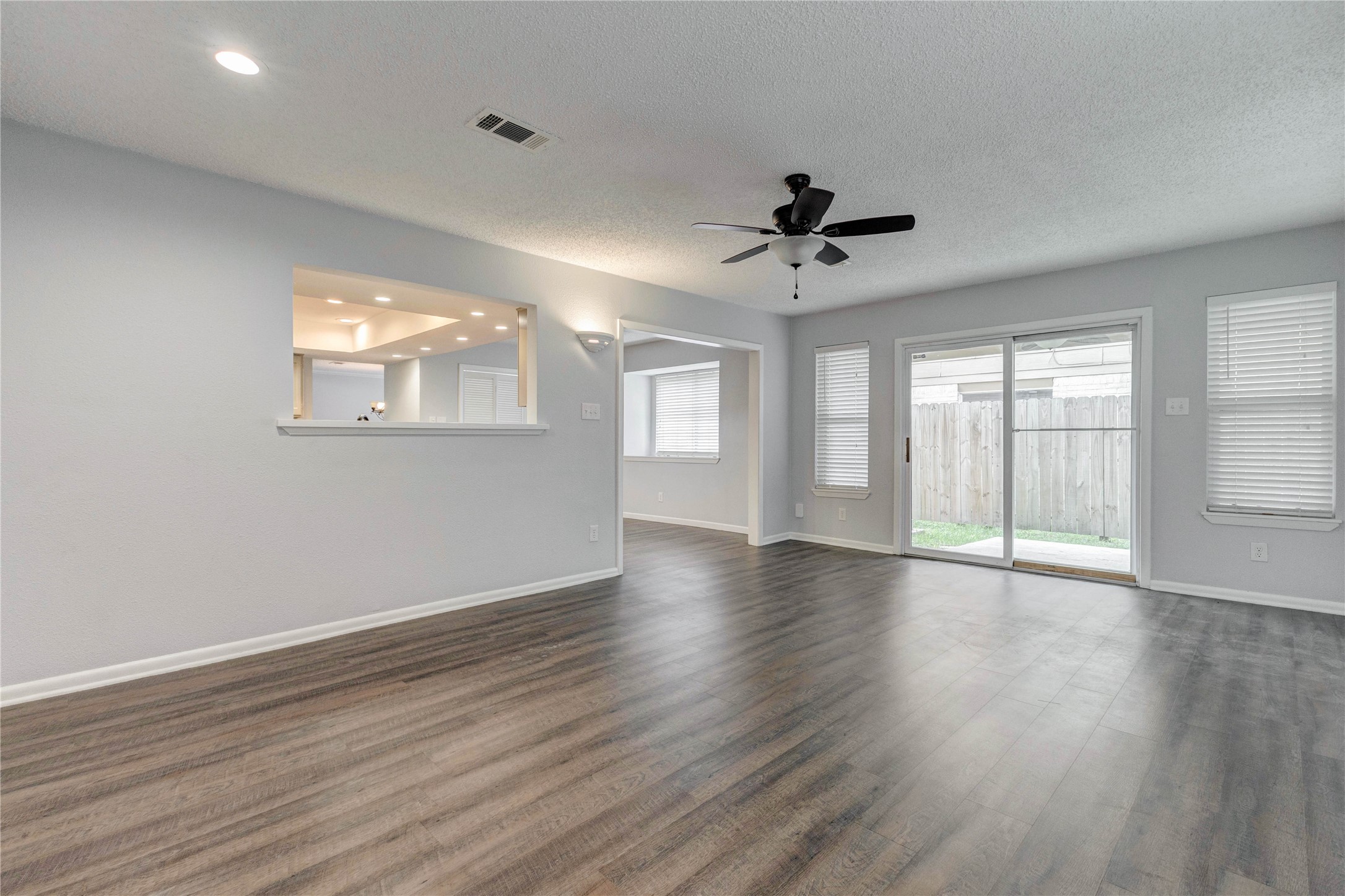 9614 Charter Ridge Drive Property Photo 13