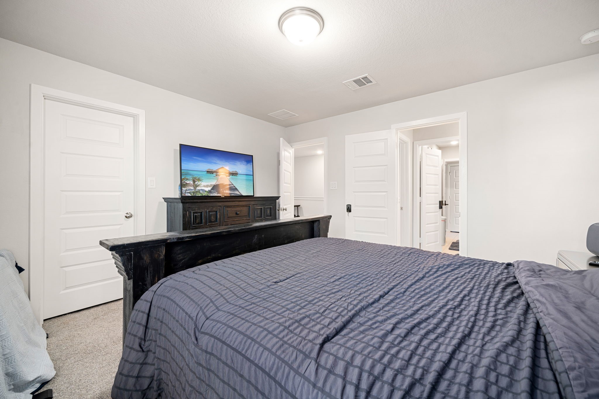 7702 Kenora Way Property Photo 31