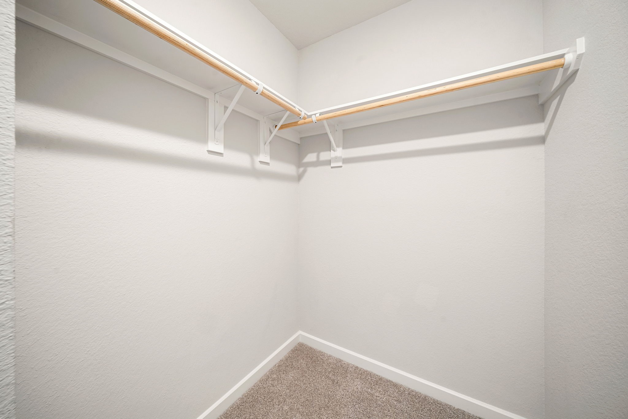7702 Kenora Way Property Photo 38