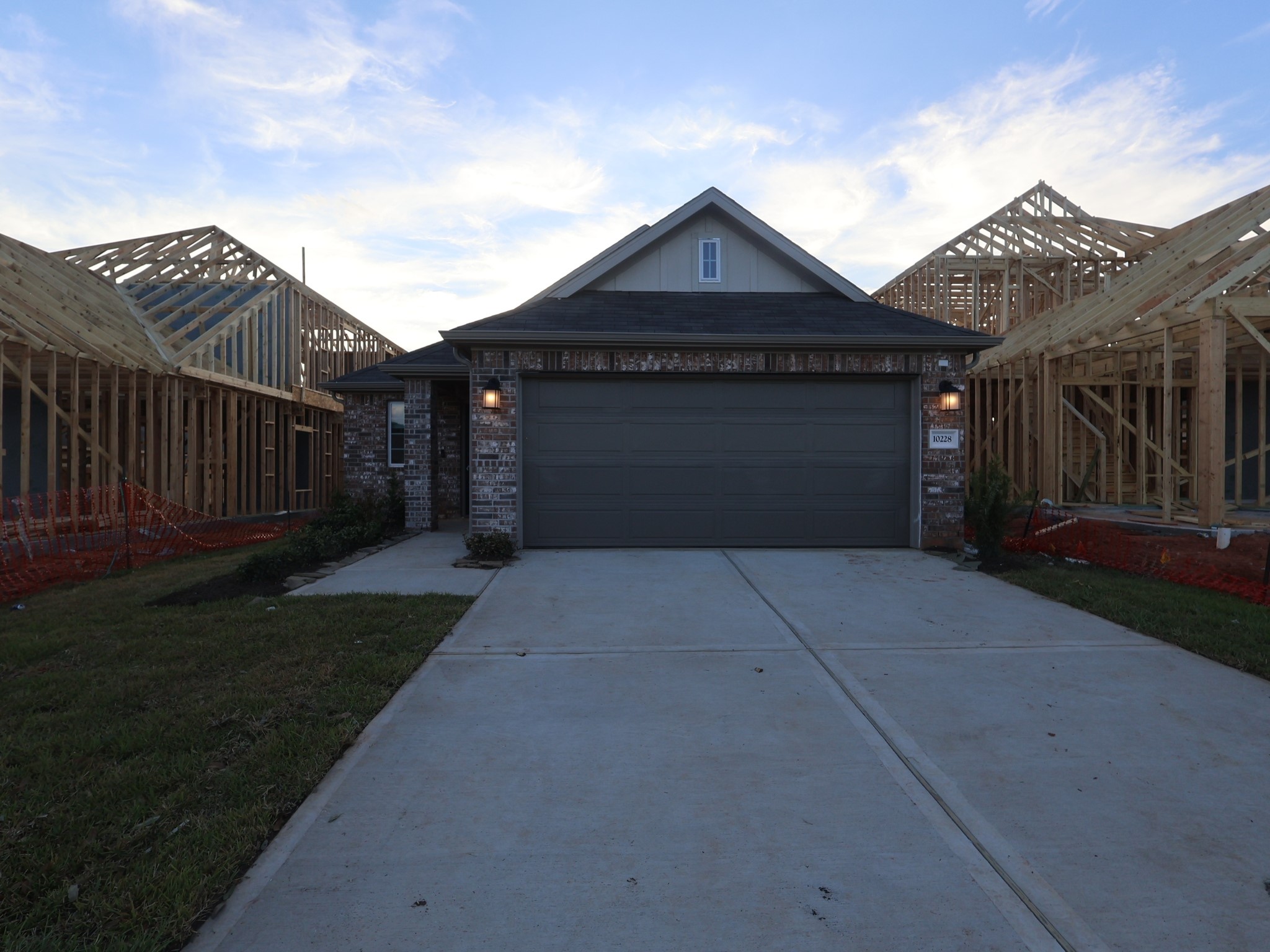 10228 Burton Path Property Photo 1