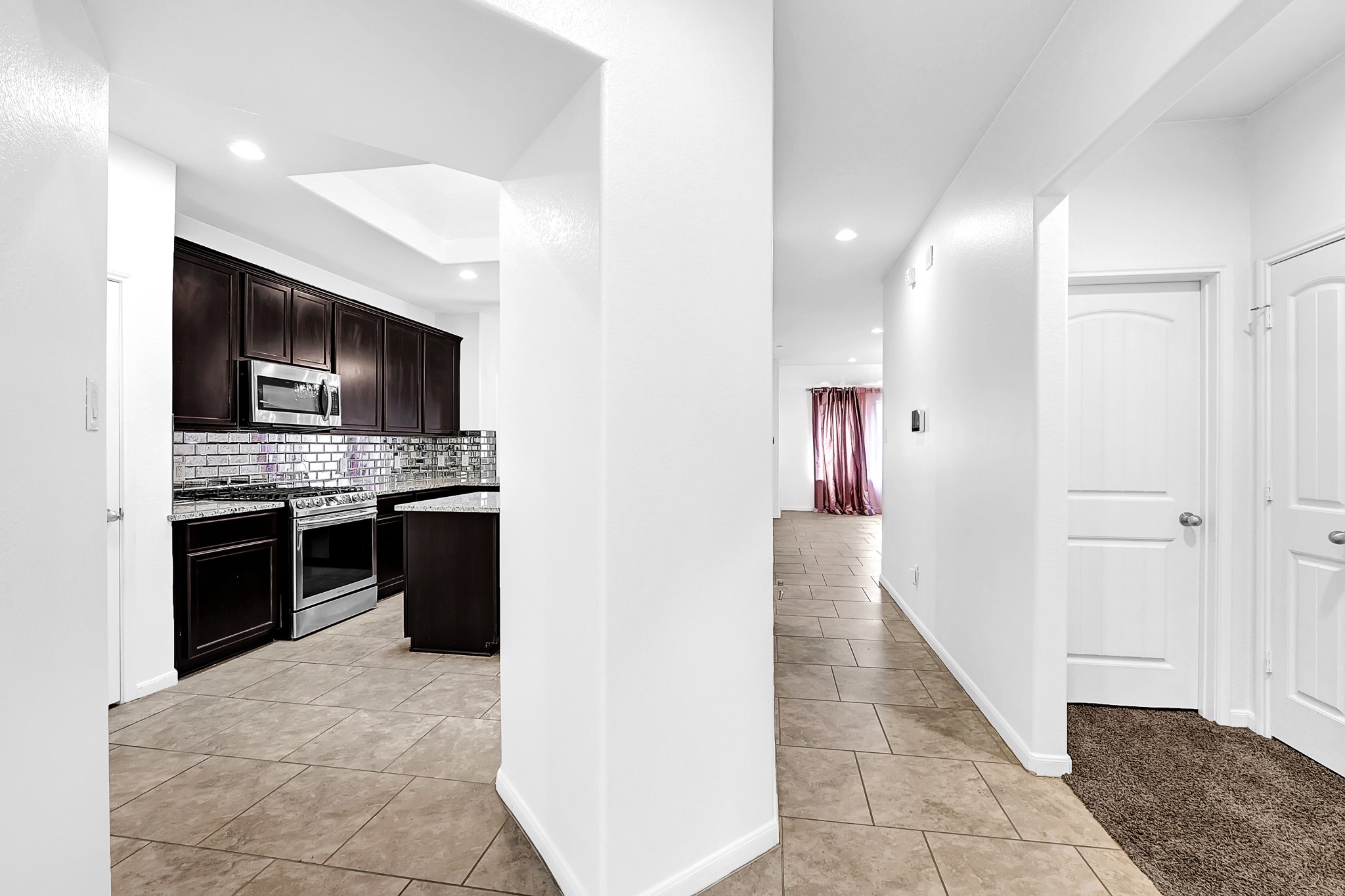 12402 Lake Portal Drive Property Photo 6
