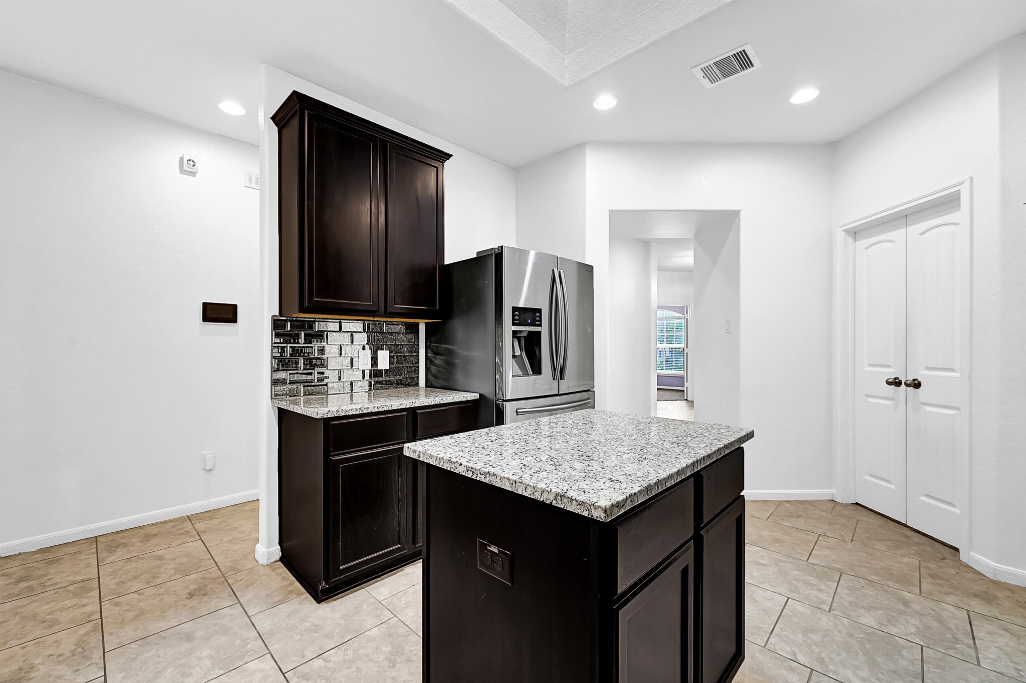 12402 Lake Portal Drive Property Photo 9