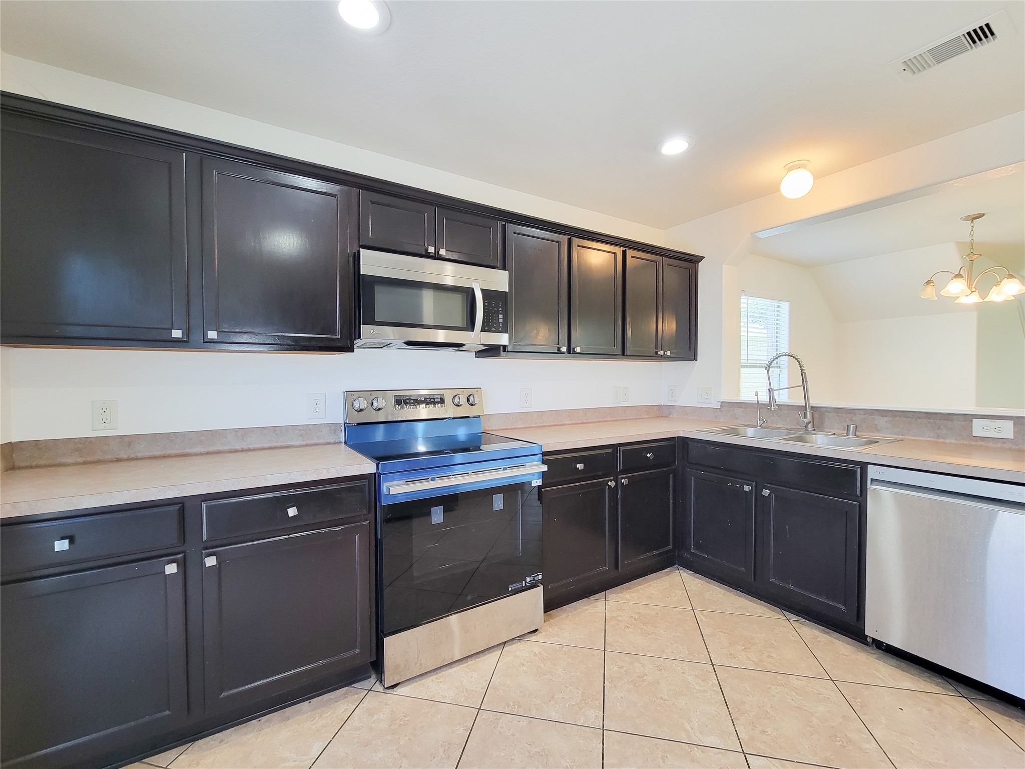 21382 Beacon Springs Lane Property Photo 5