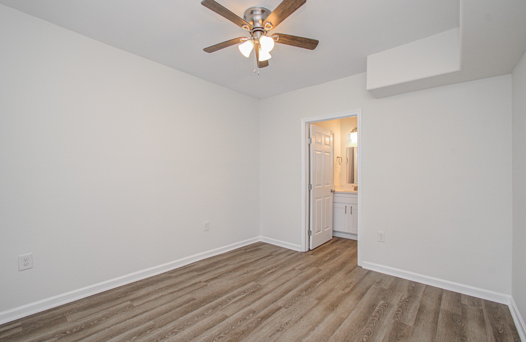 2617 Avenue L Property Photo 16