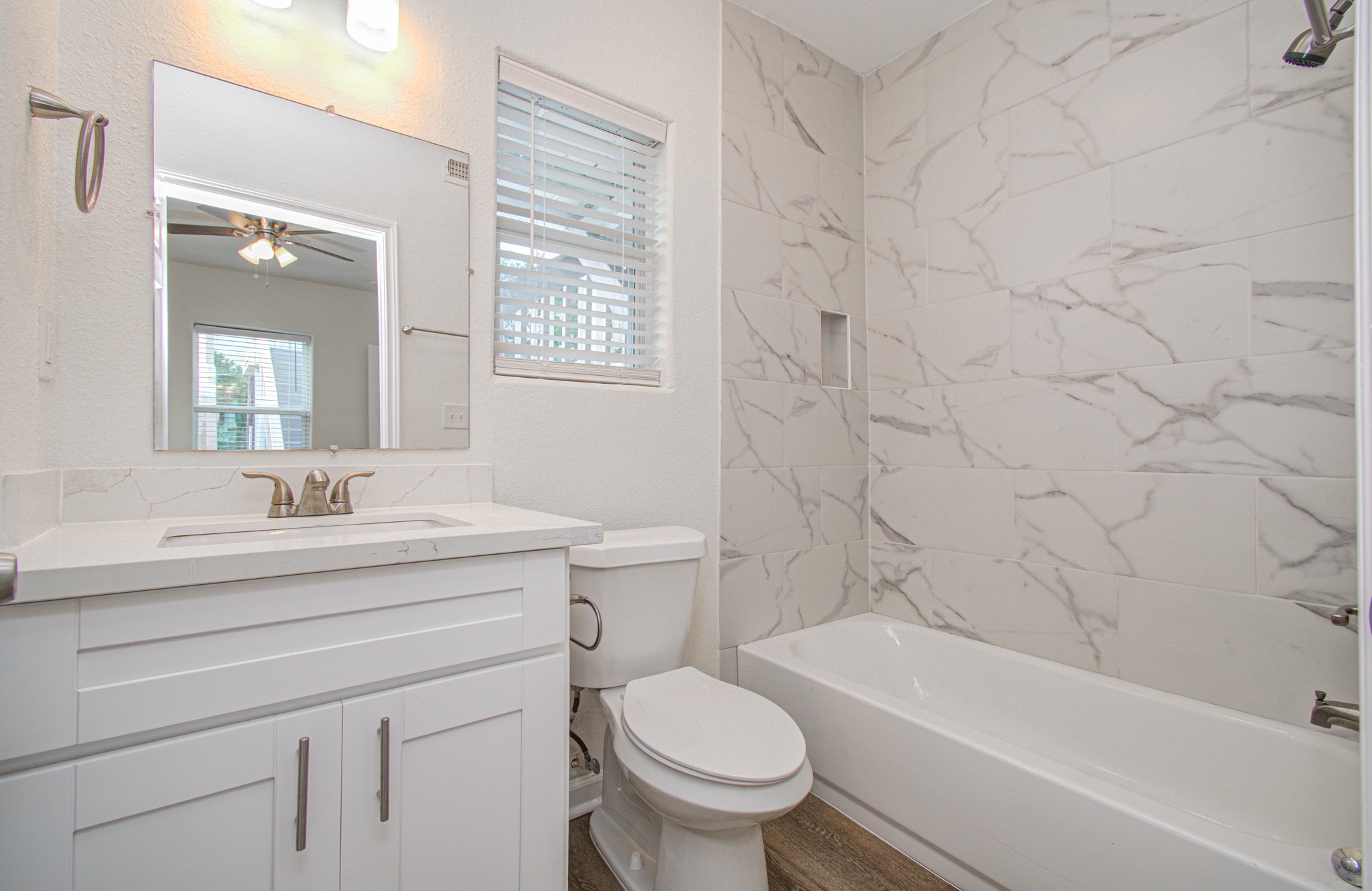 2617 Avenue L Property Photo 19