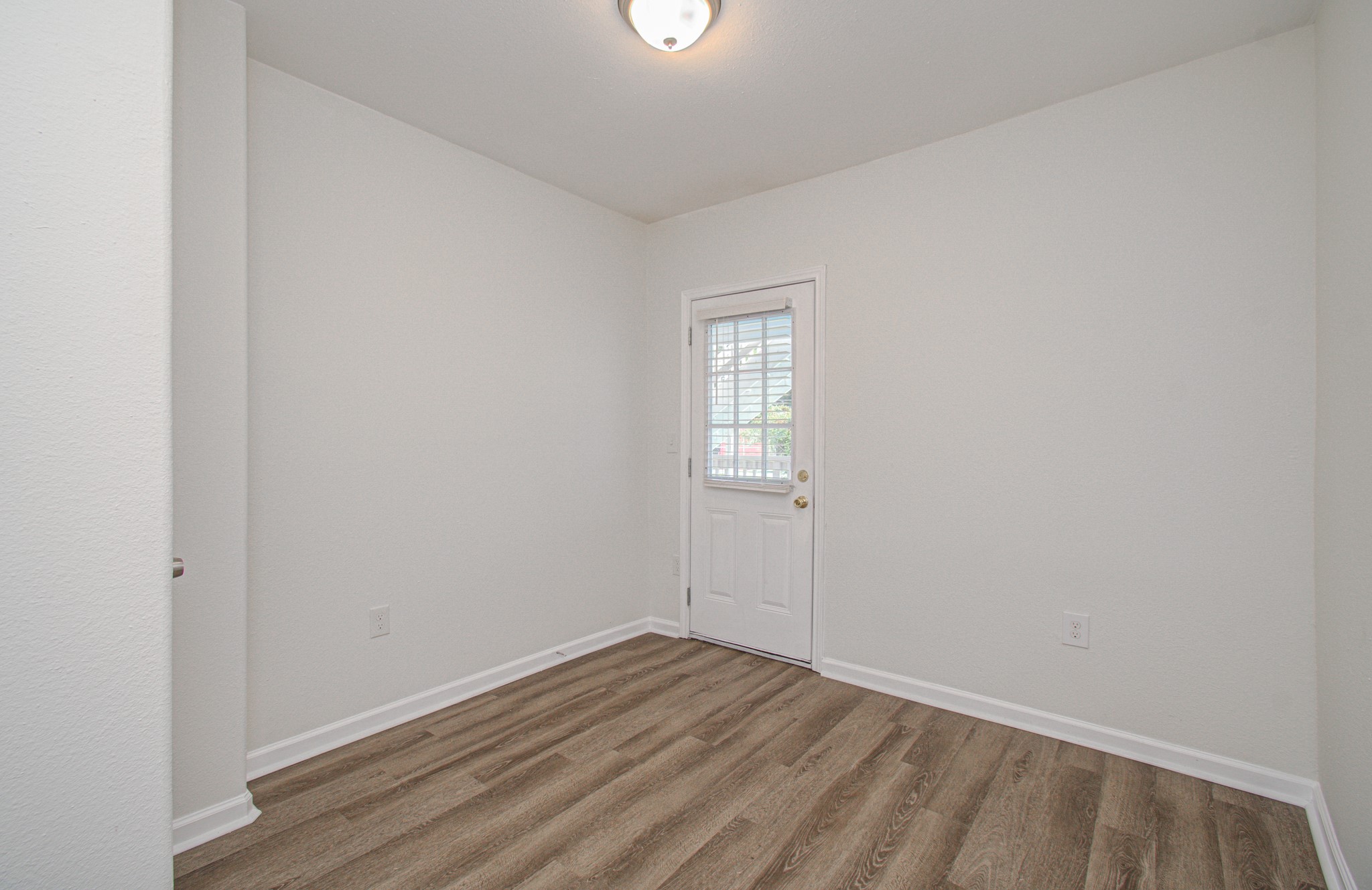 2617 Avenue L Property Photo 22