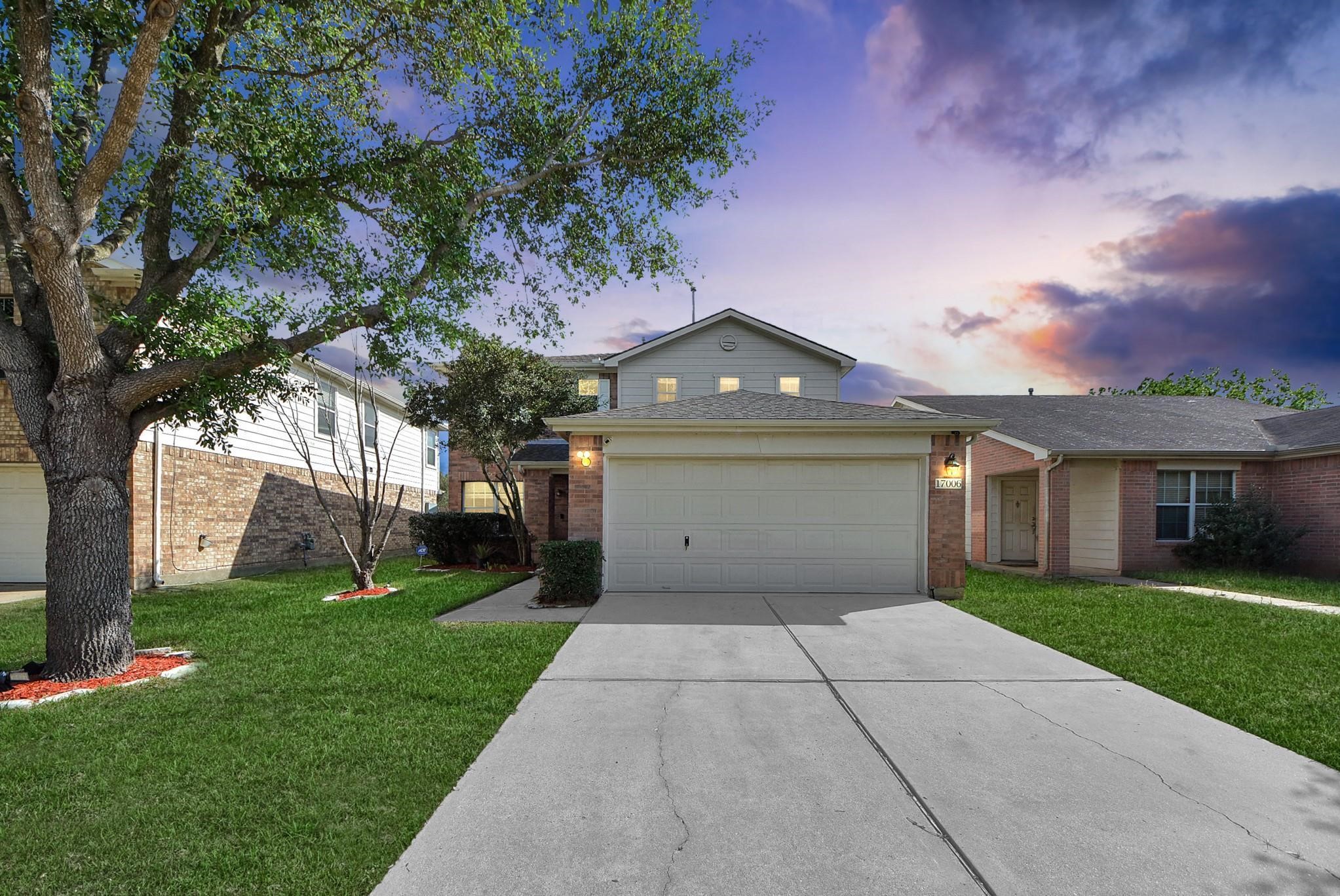 17006 Kemble Creek Drive Property Photo 2