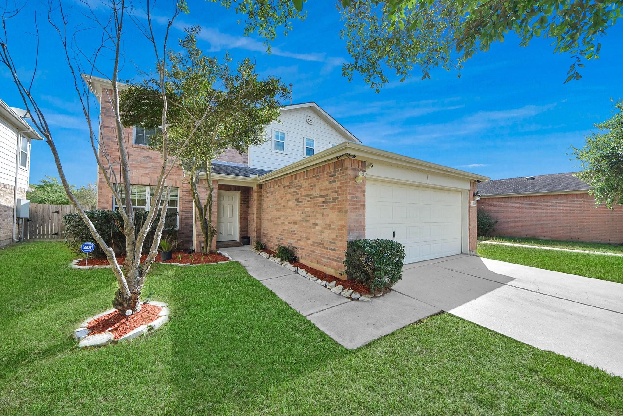 17006 Kemble Creek Drive Property Photo 3