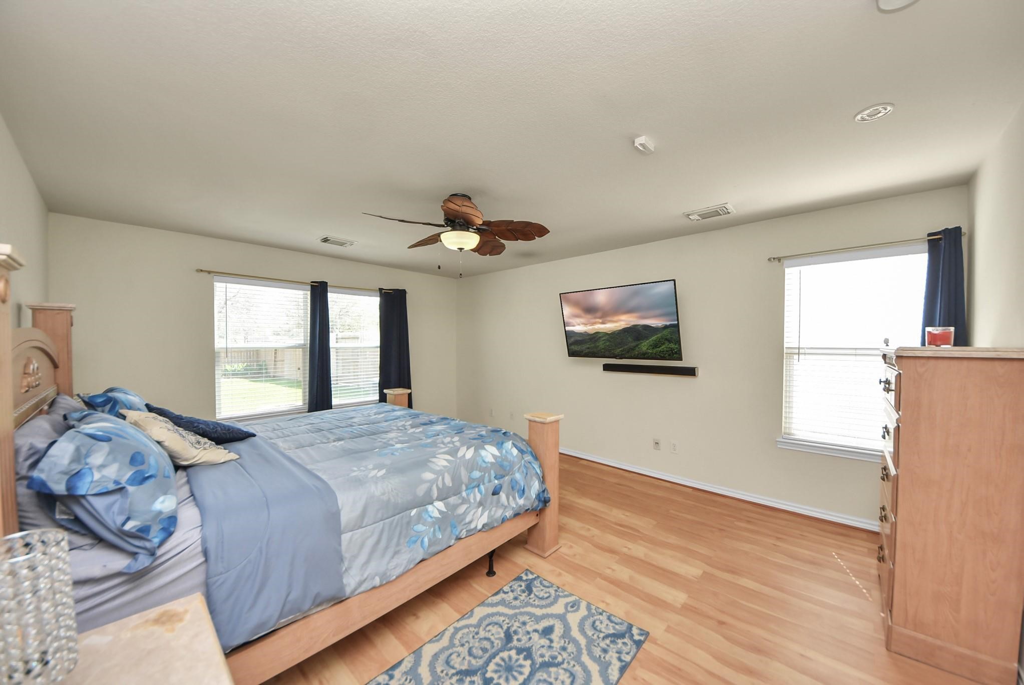 17006 Kemble Creek Drive Property Photo 9