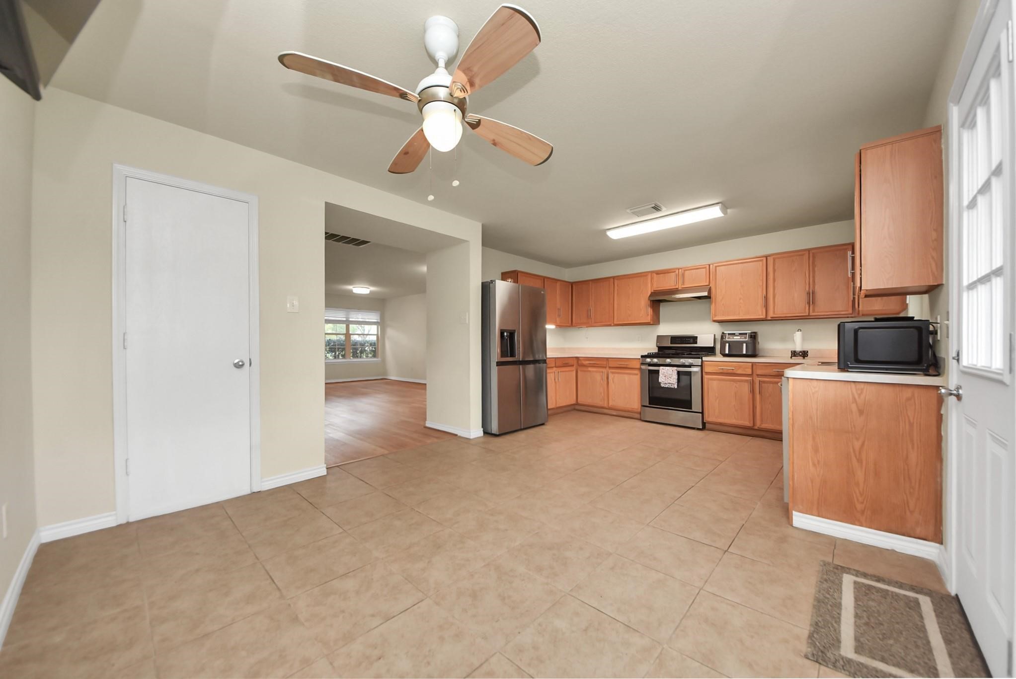 17006 Kemble Creek Drive Property Photo 14