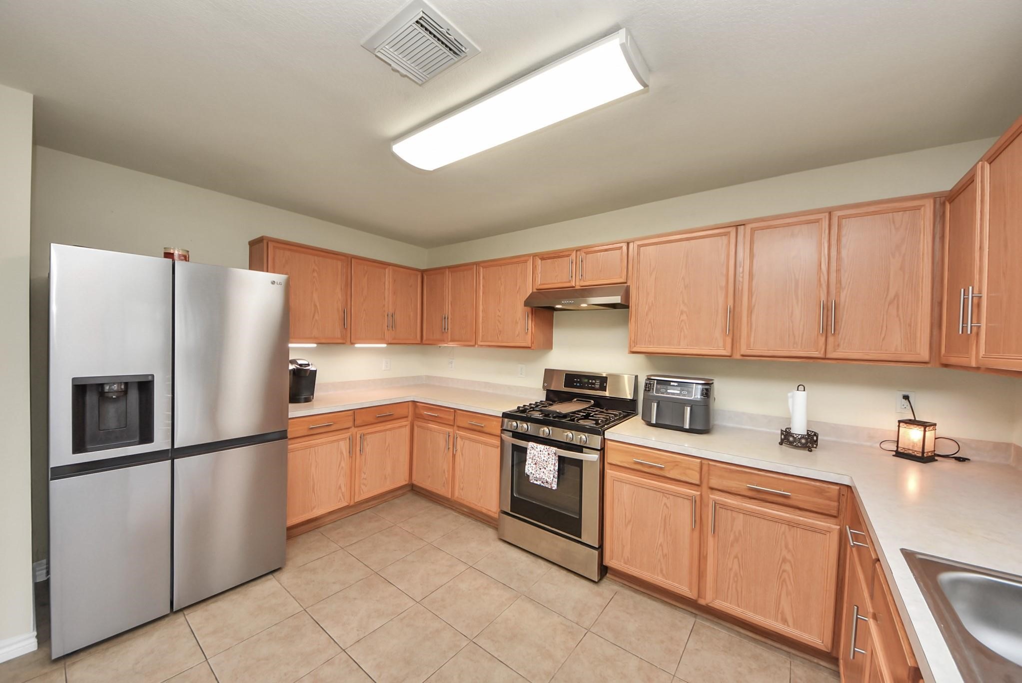 17006 Kemble Creek Drive Property Photo 15
