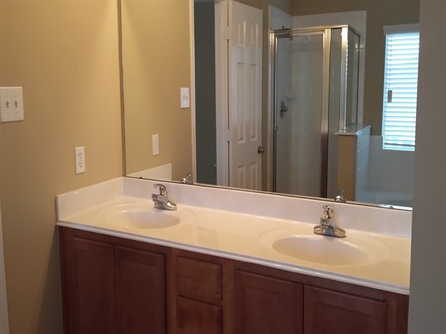 4934 Trailing Clover Court Property Photo 7