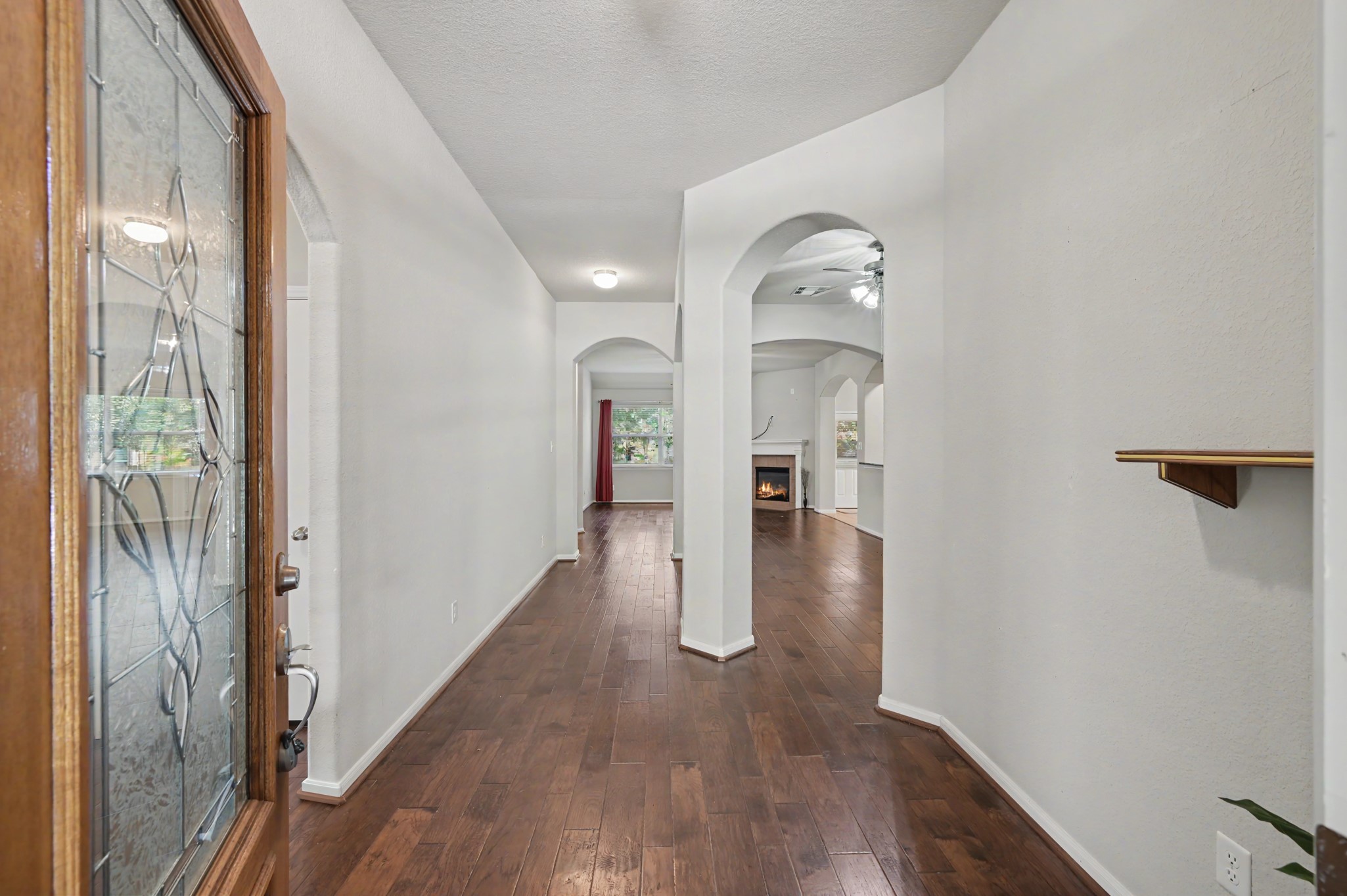 1912 Hill Manor Drive Property Photo 4