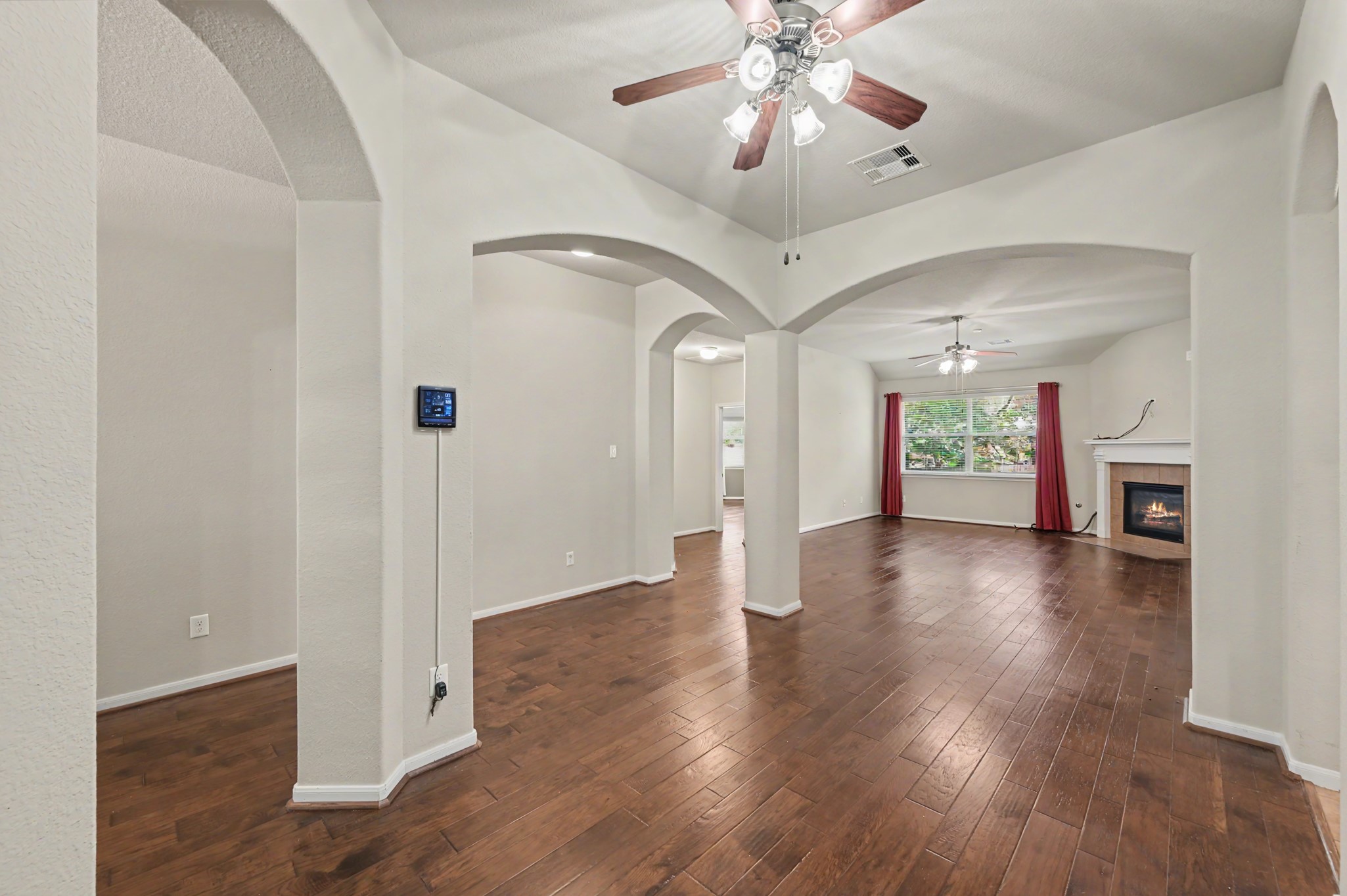 1912 Hill Manor Drive Property Photo 7