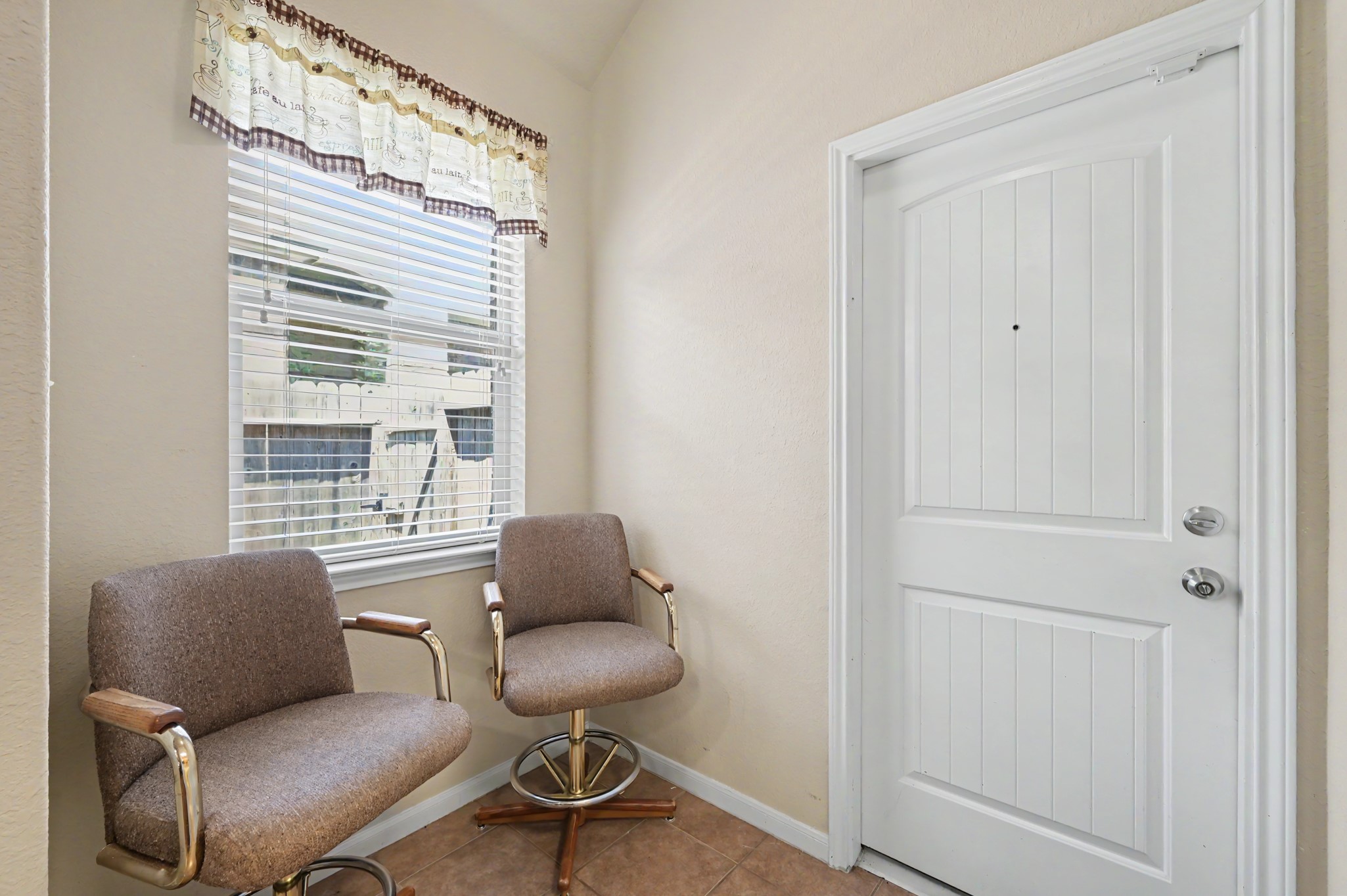 1912 Hill Manor Drive Property Photo 23