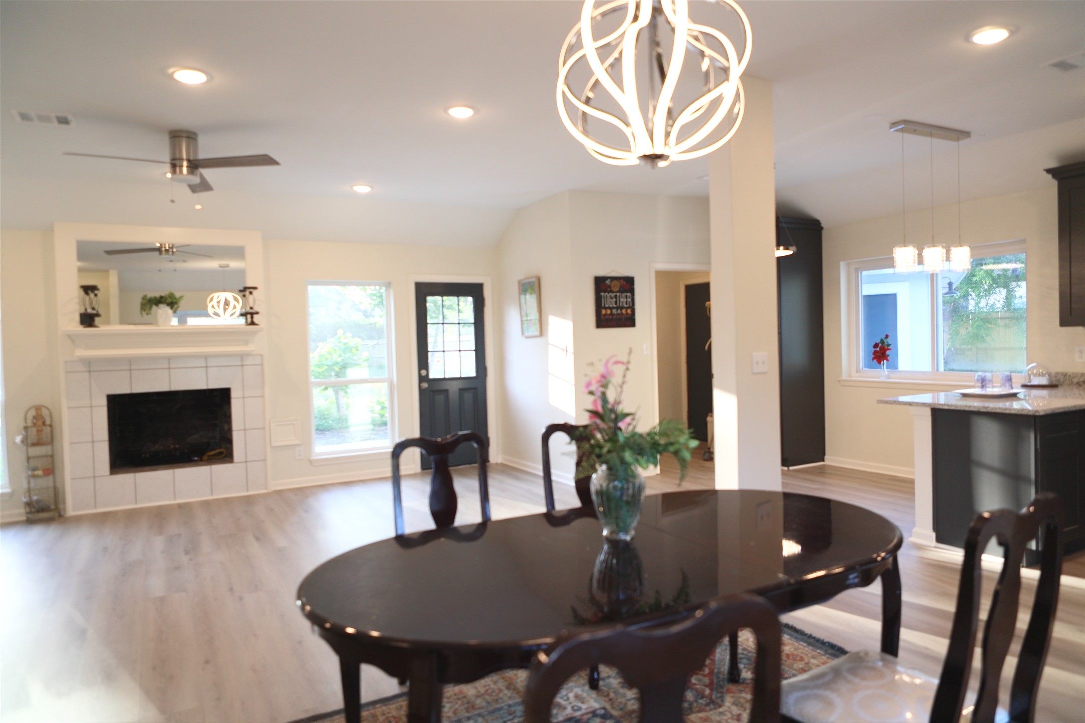 26010 Le Berge Drive Property Photo 11