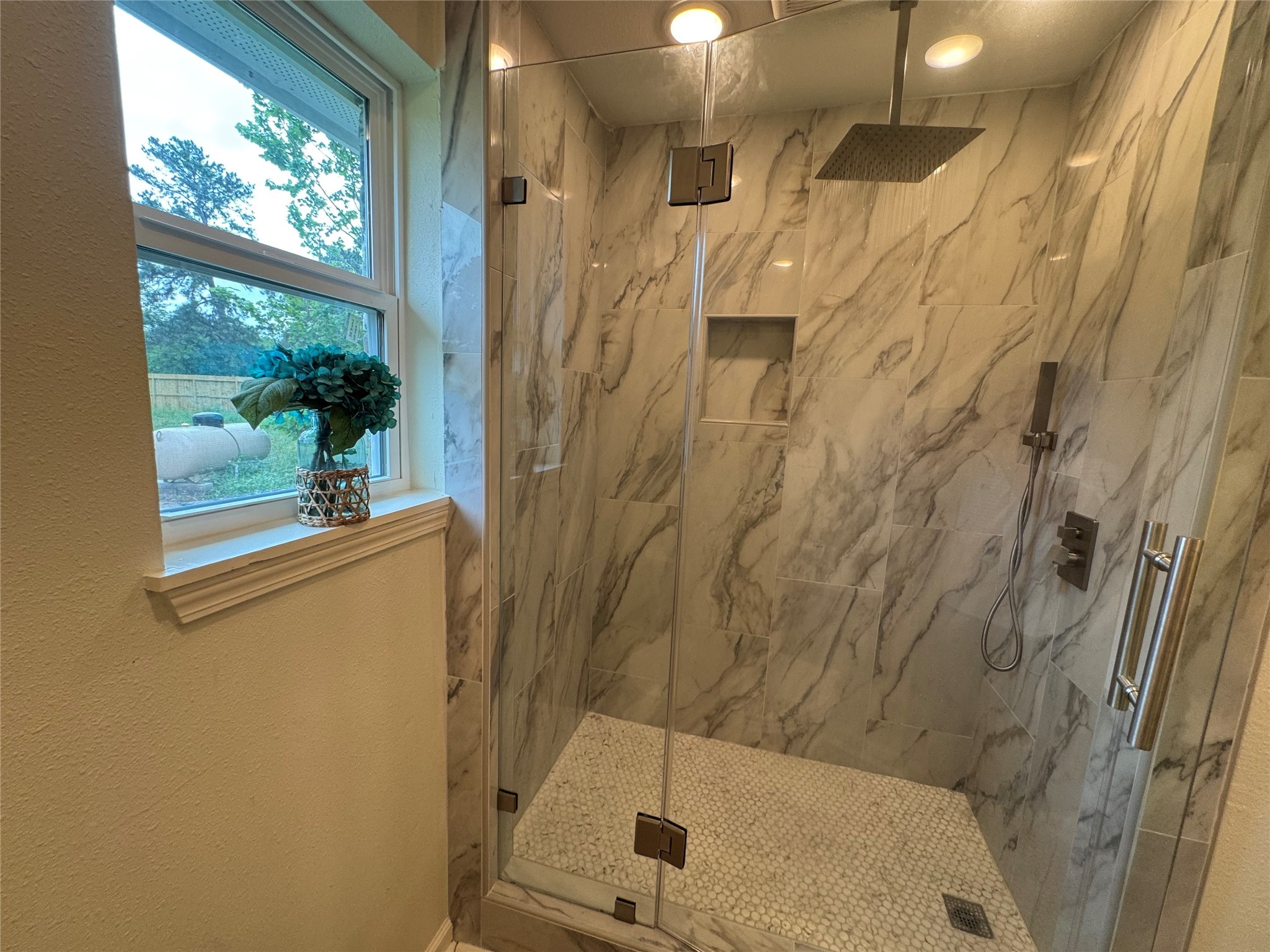 26010 Le Berge Drive Property Photo 27