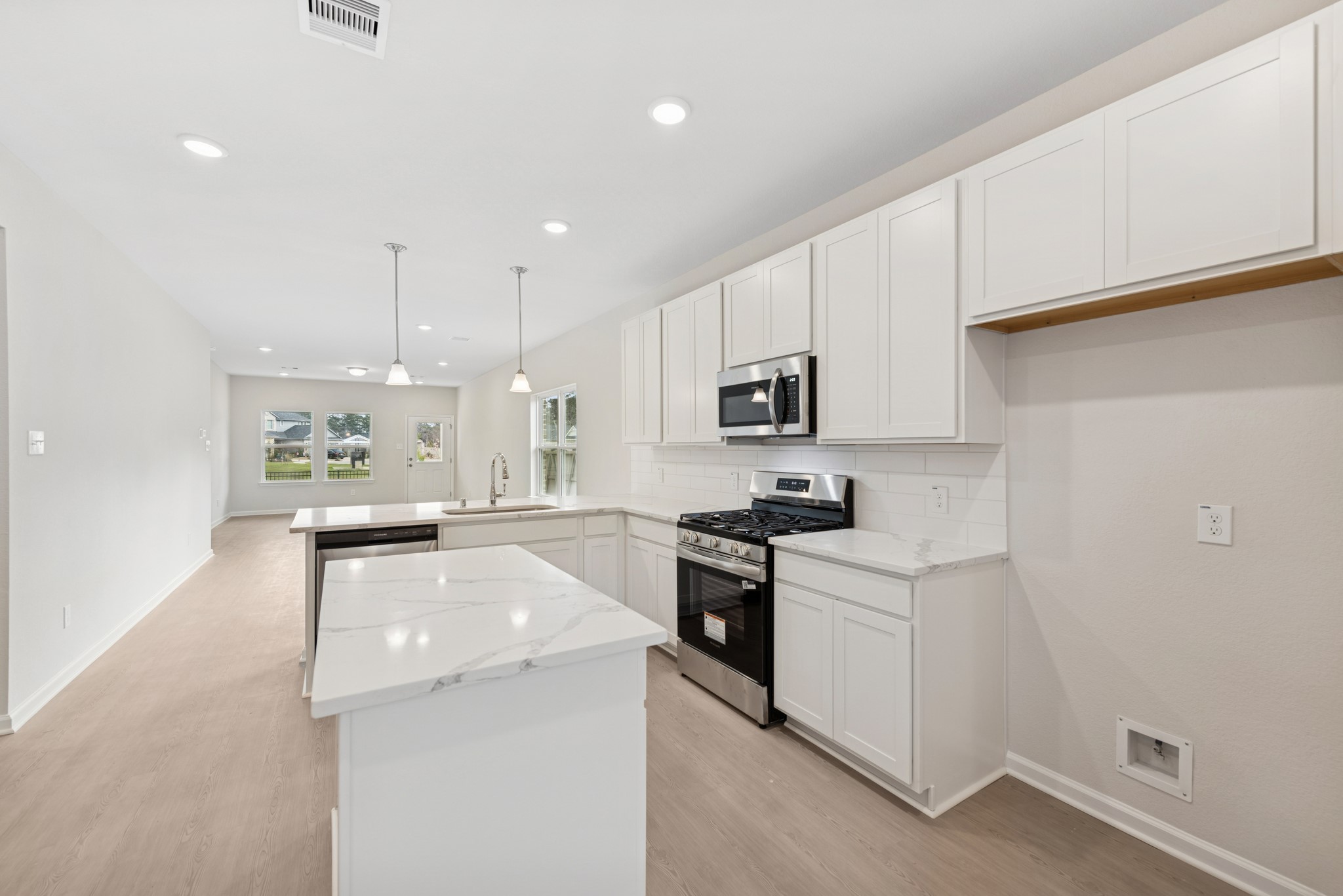 14461 Feather Moss Drive Property Photo 2