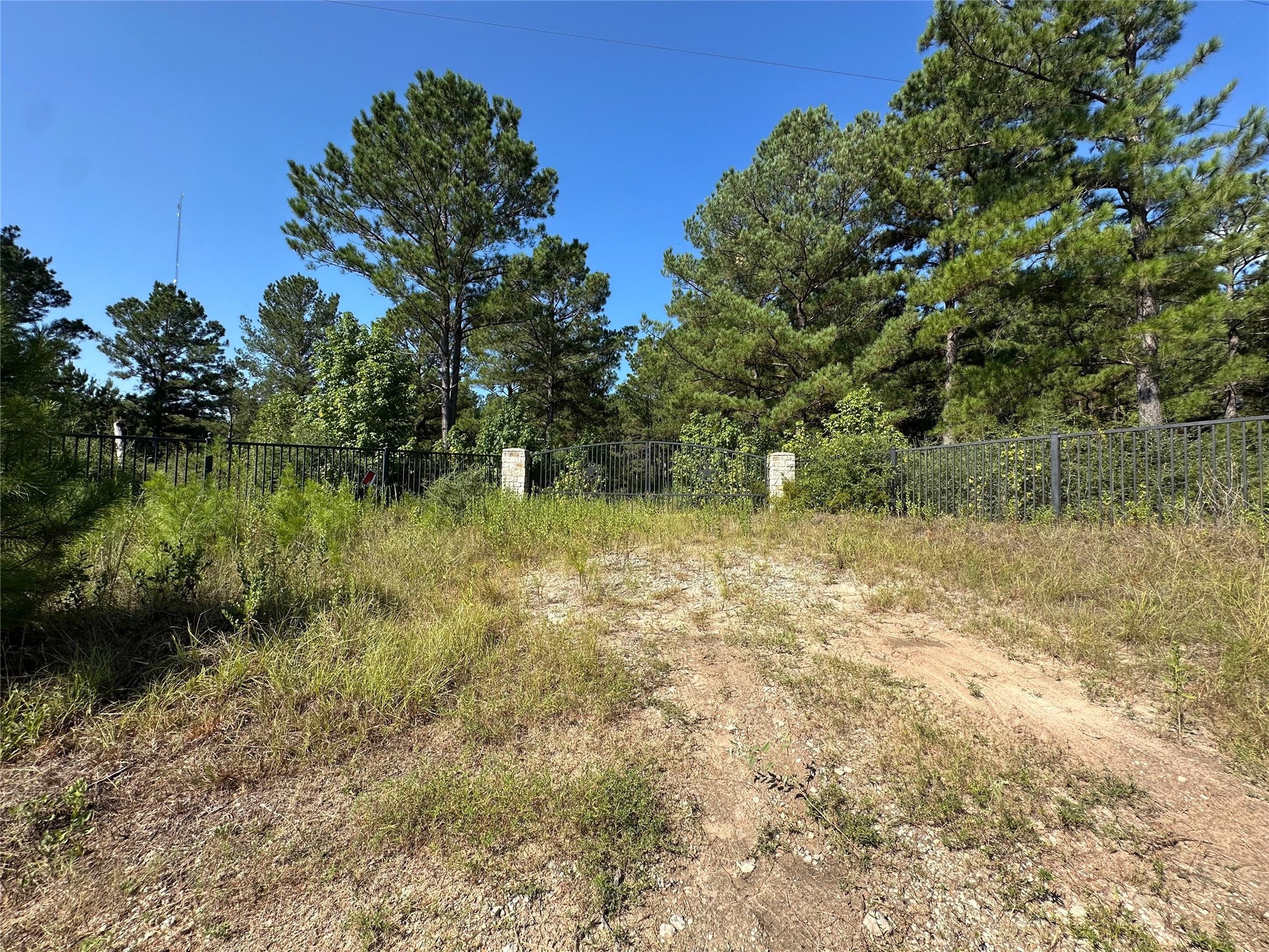 1034 Lloyd Bell Road Property Photo 1