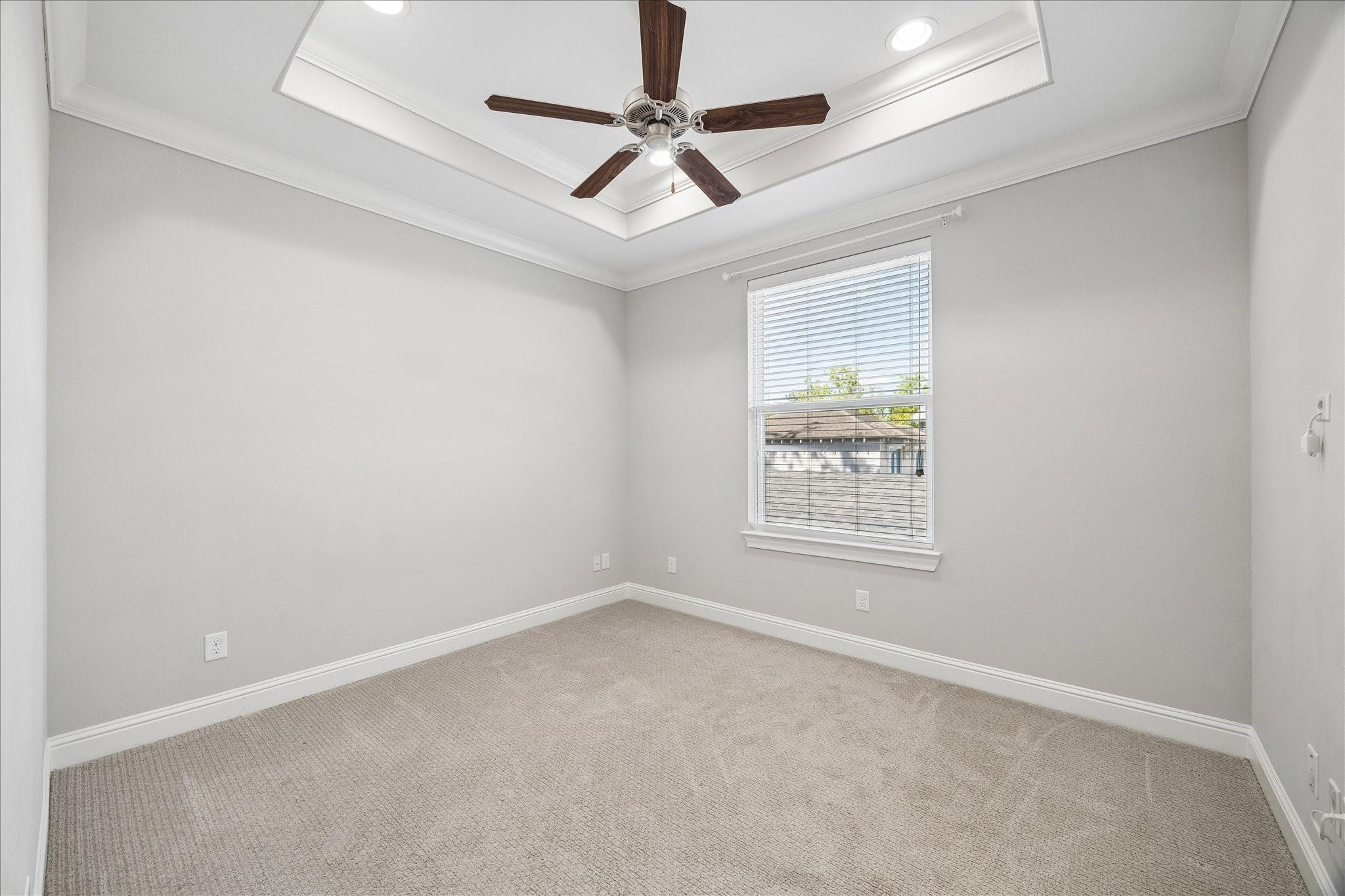 1118 E 24th Street Property Photo 14