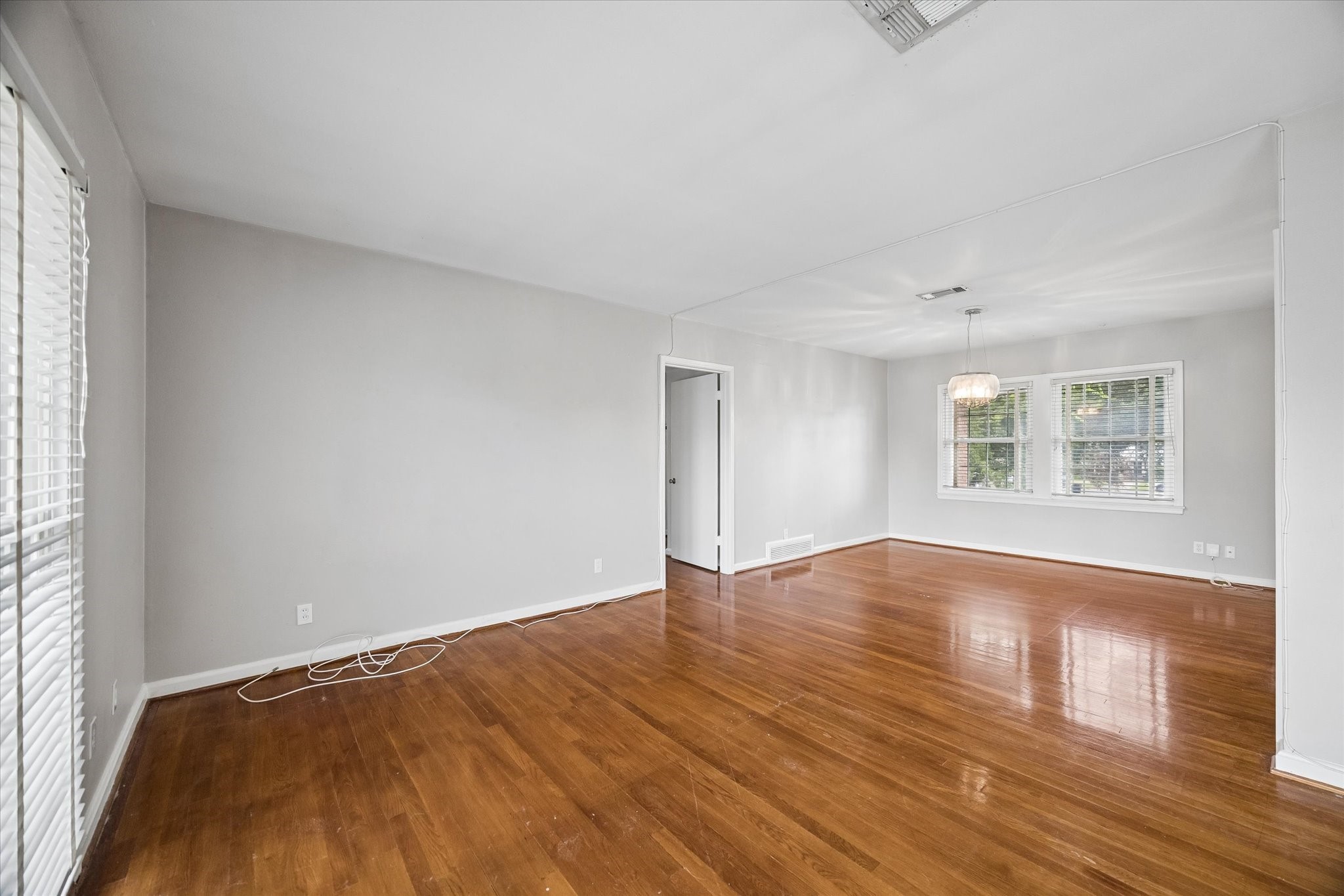 2327 Swift Boulevard Property Photo 10