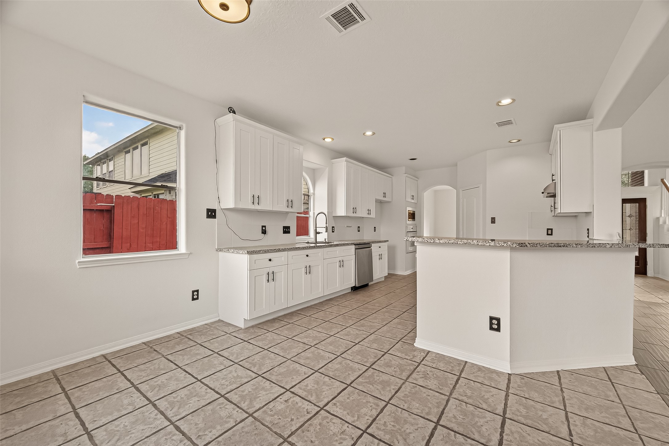3804 Dunlavy Drive Property Photo 12