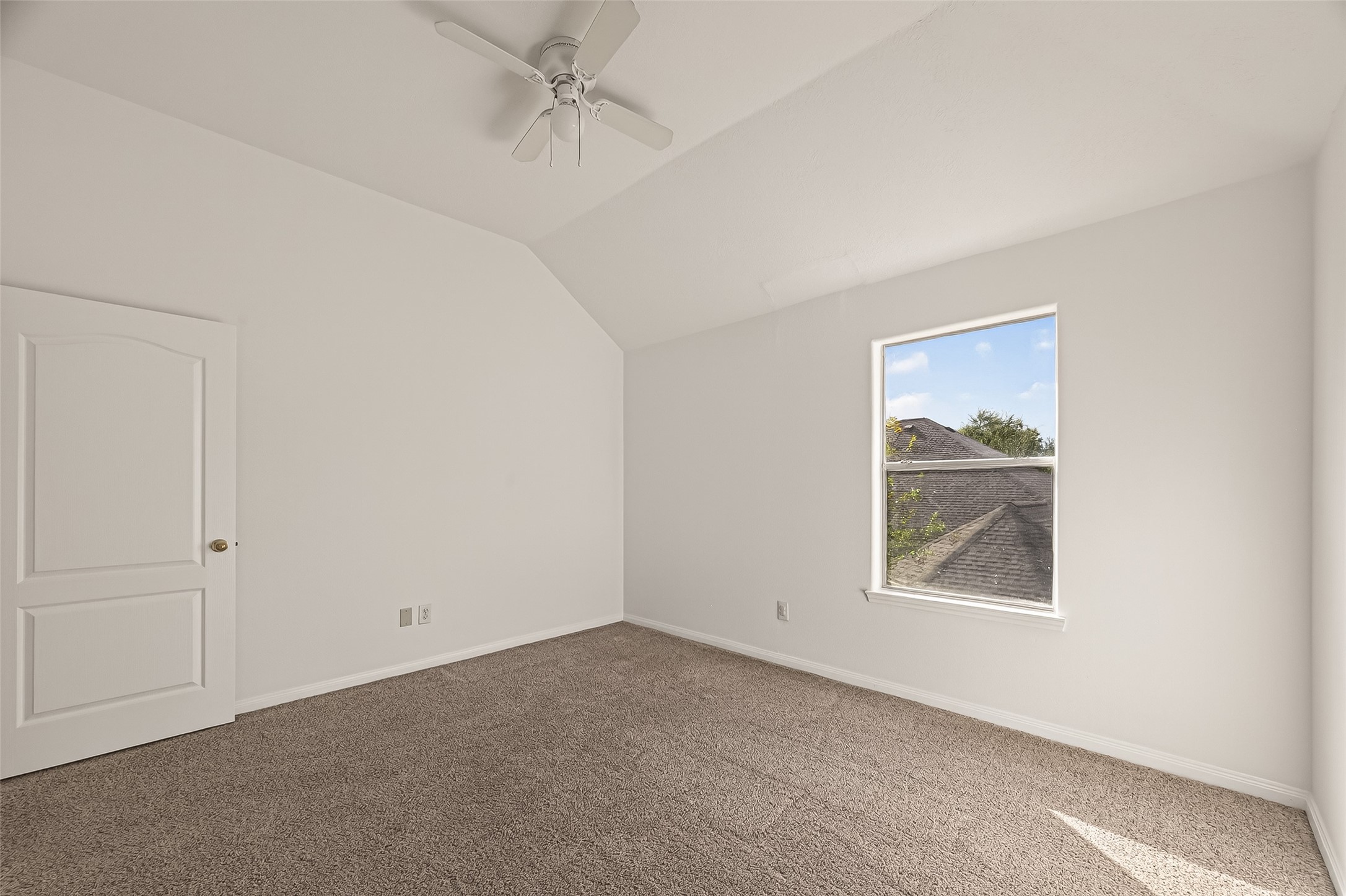 3804 Dunlavy Drive Property Photo 29