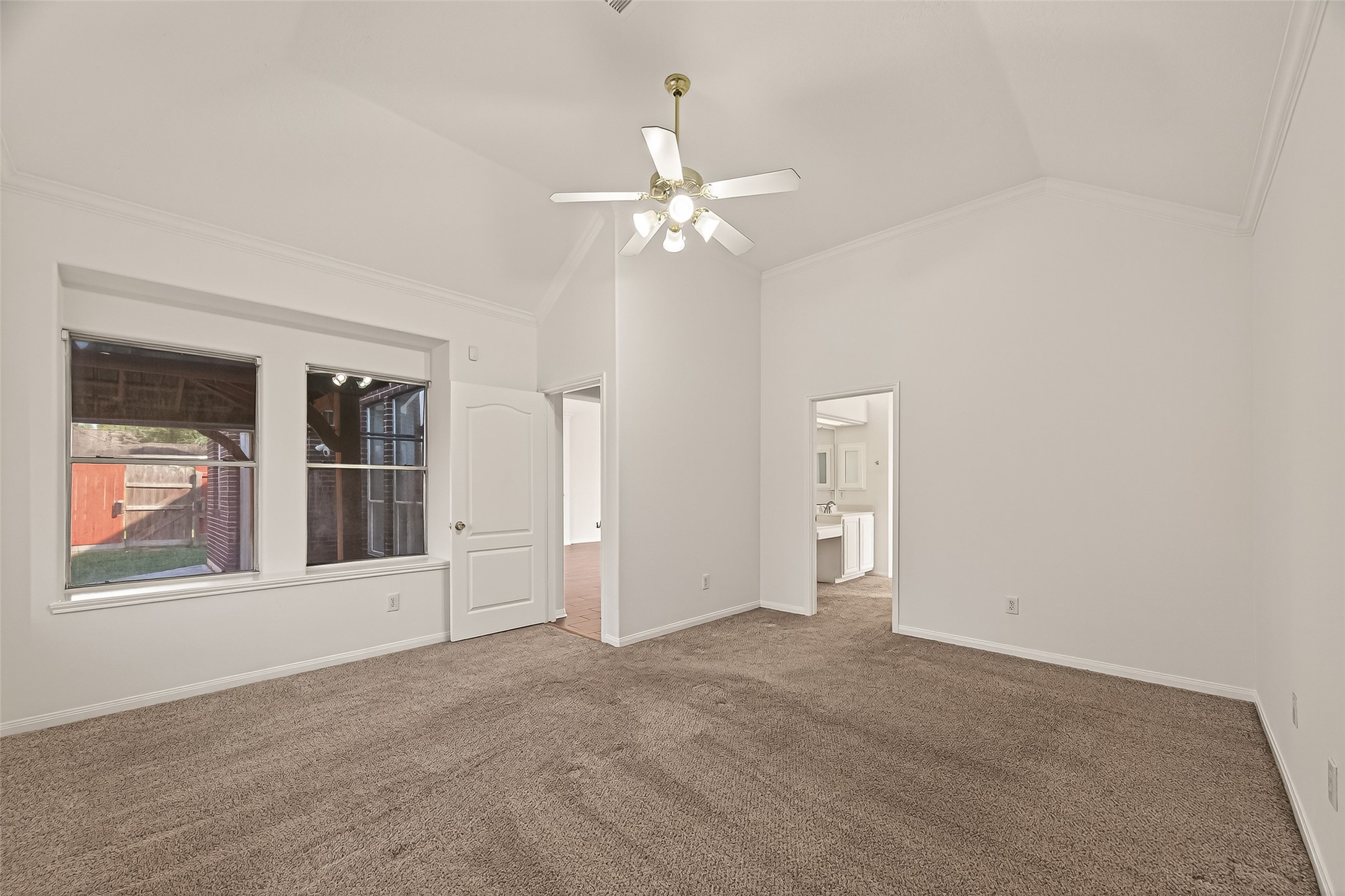 3804 Dunlavy Drive Property Photo 33