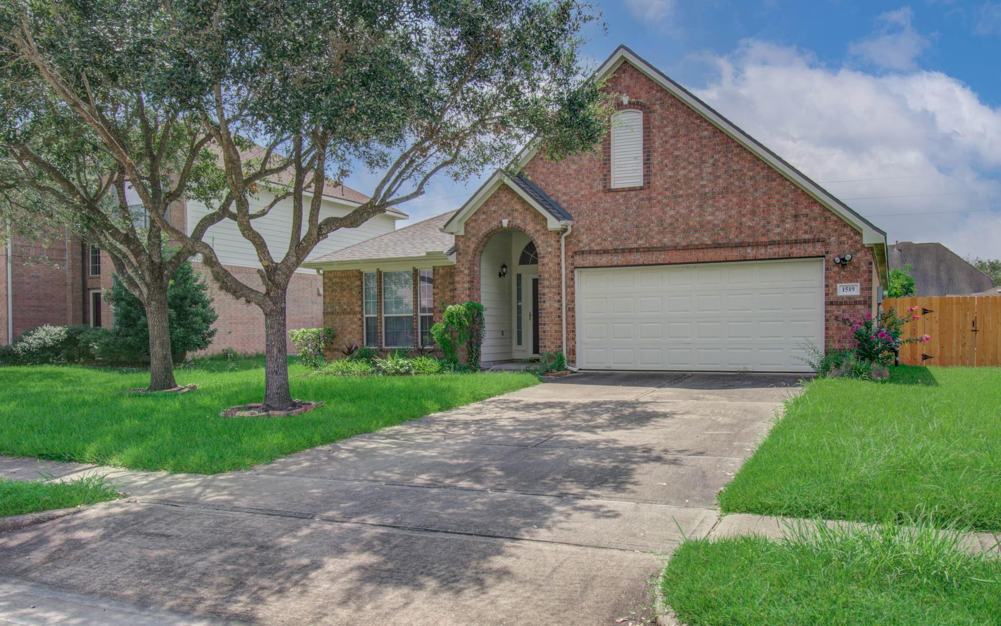 1519 Mustang Xing, Missouri City Tx 77459 Property Photo 2