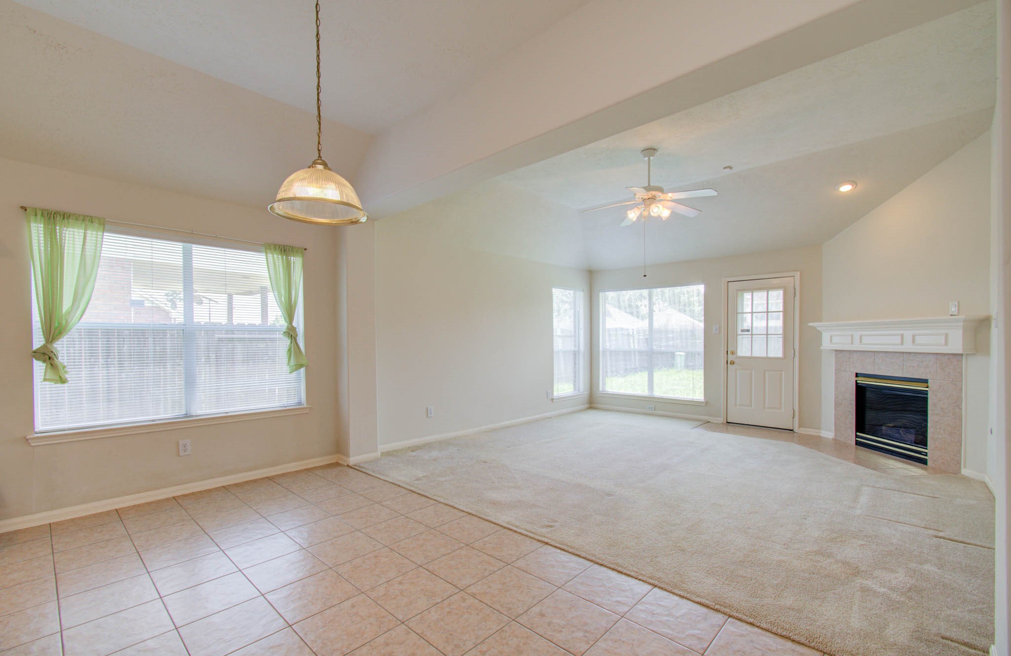 1519 Mustang Xing Property Photo 7