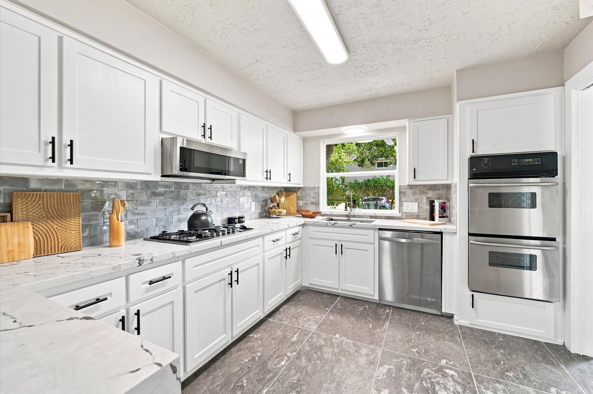 3538 Glenwood Springs Drive Property Photo 12