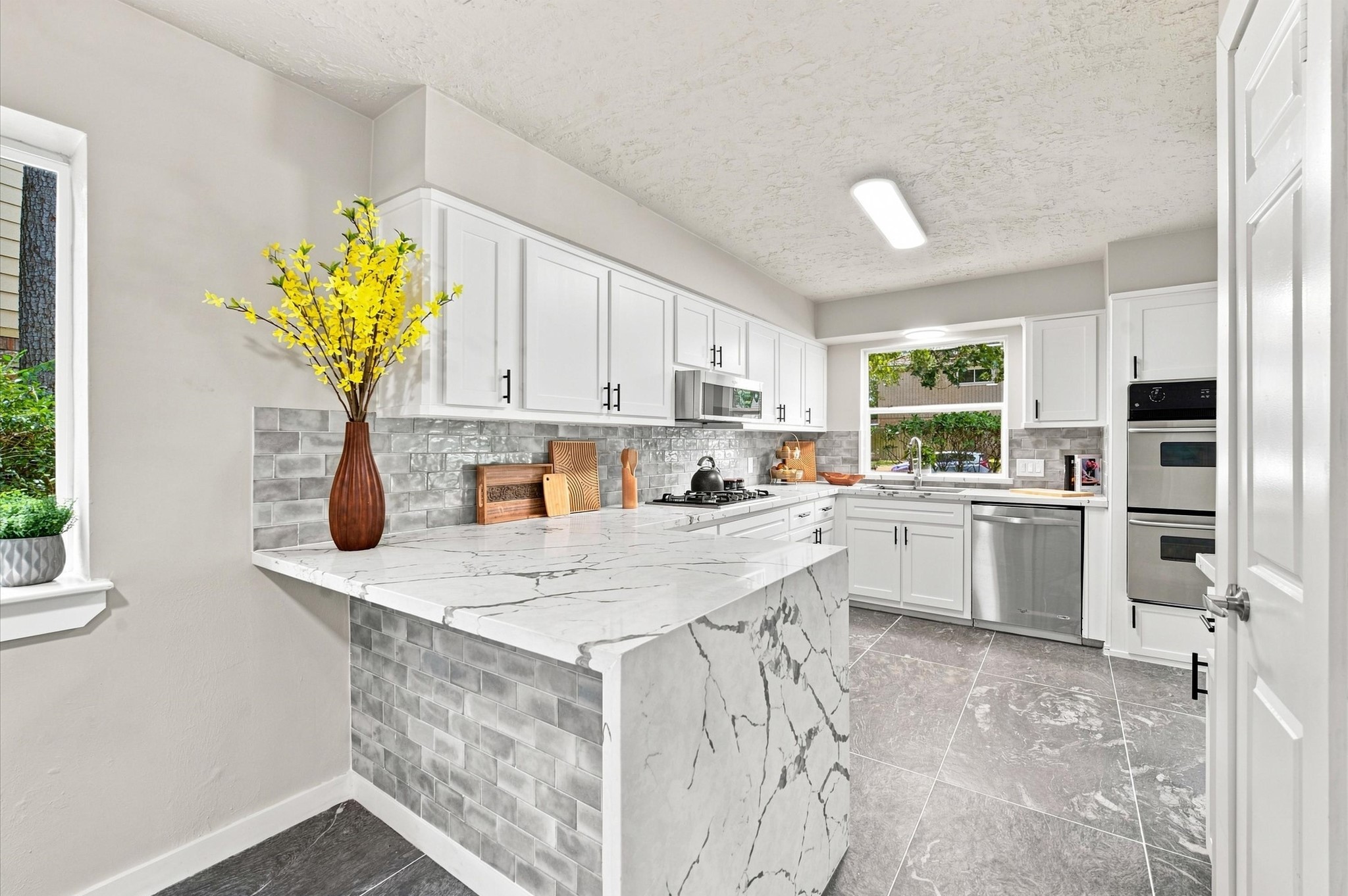 3538 Glenwood Springs Drive Property Photo 13