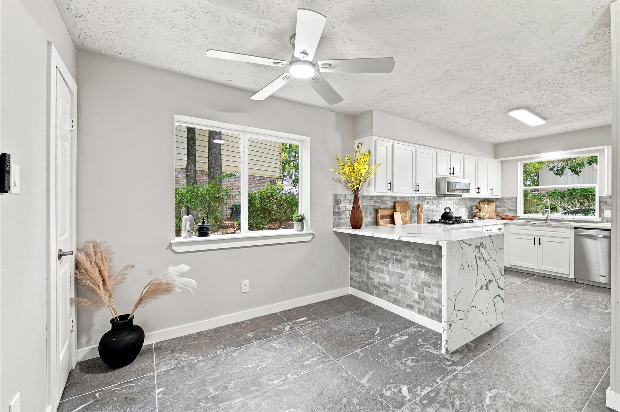 3538 Glenwood Springs Drive Property Photo 14