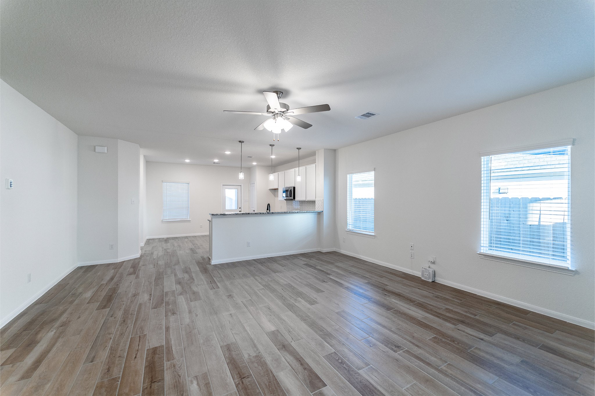 10638 Altitude Way Property Photo 8