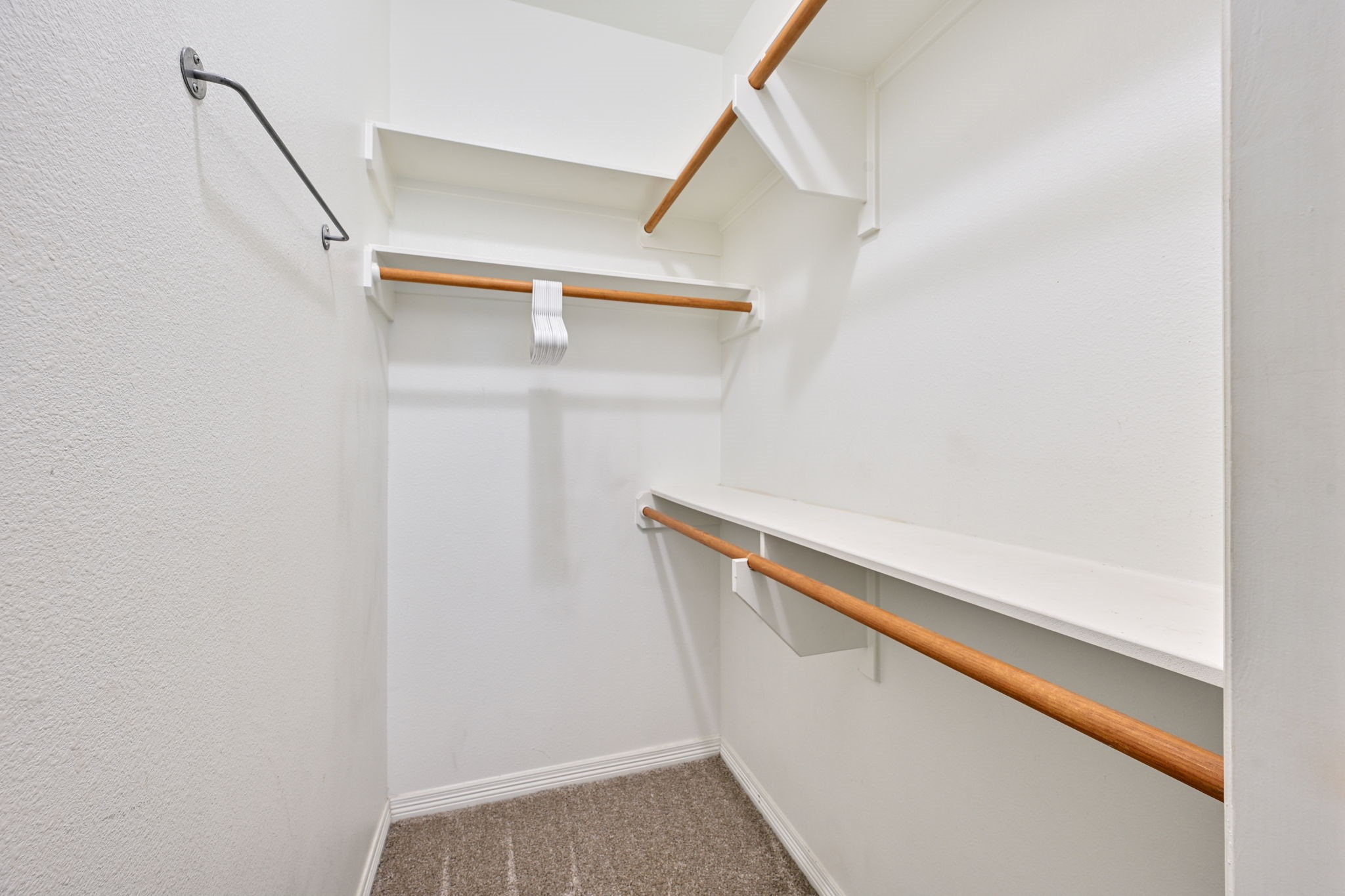 305 Holleman Drive E 1702 Property Photo 13