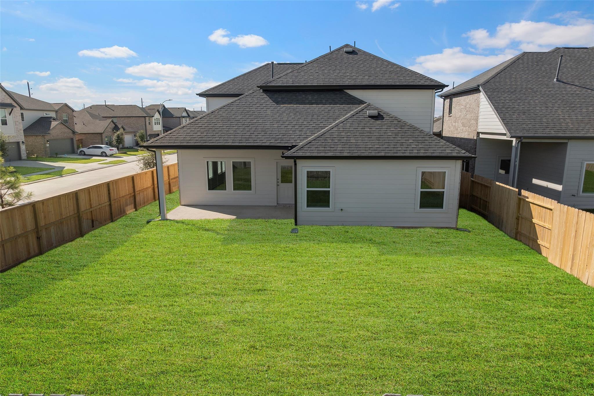 21026 Salt Rock Drive Property Photo 4
