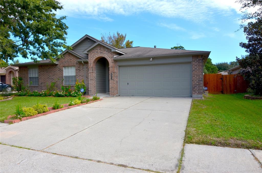 28926 Sedgefield Street Property Photo 2