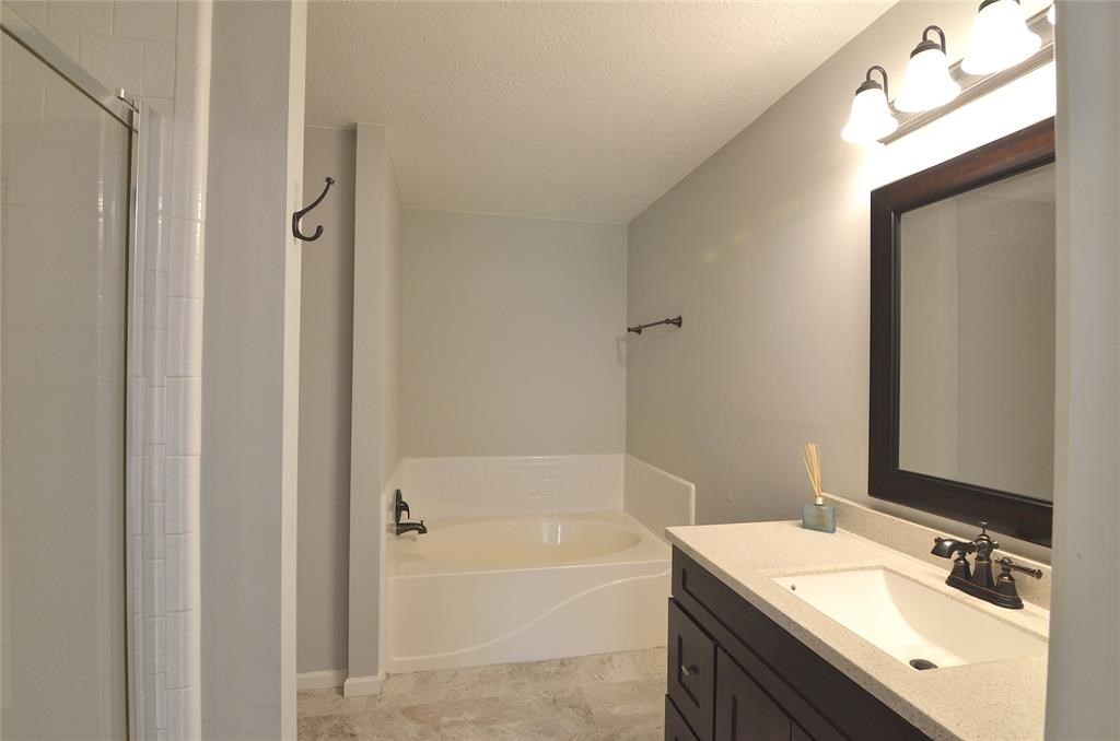 28926 Sedgefield Street Property Photo 7