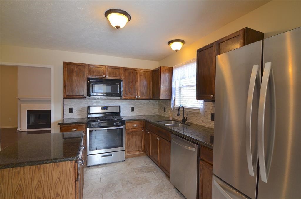 28926 Sedgefield Street Property Photo 9