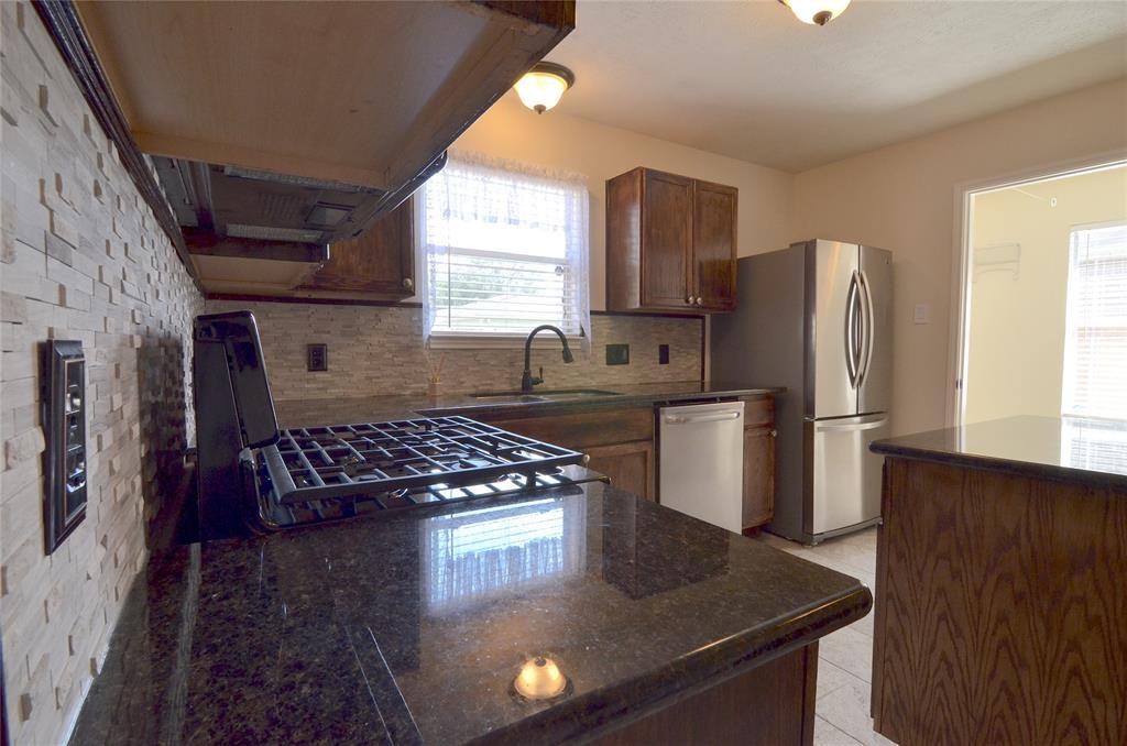 28926 Sedgefield Street Property Photo 10