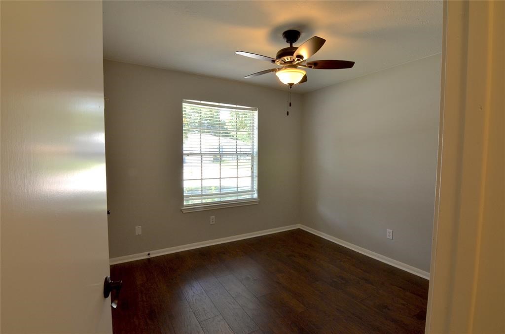 28926 Sedgefield Street Property Photo 13