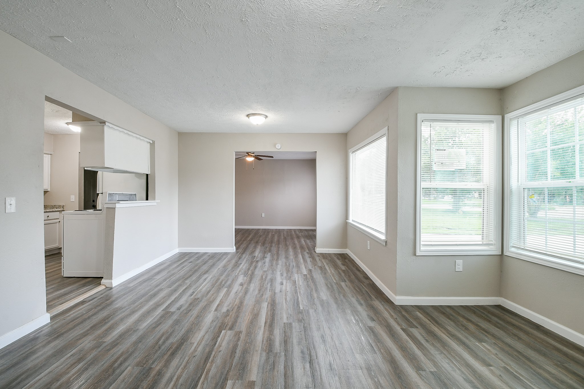 319 Rustic Drive Property Photo 5