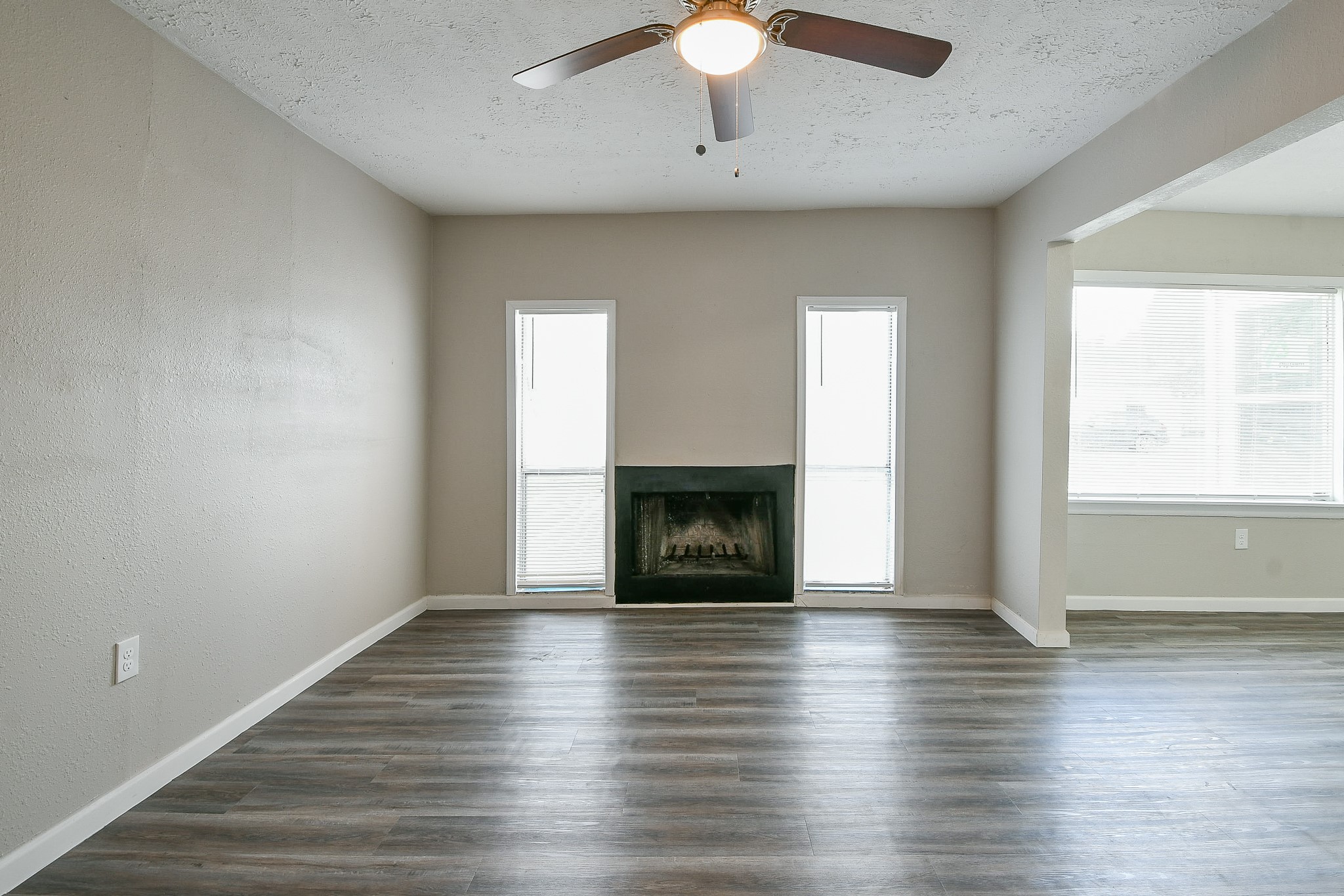 319 Rustic Drive Property Photo 10